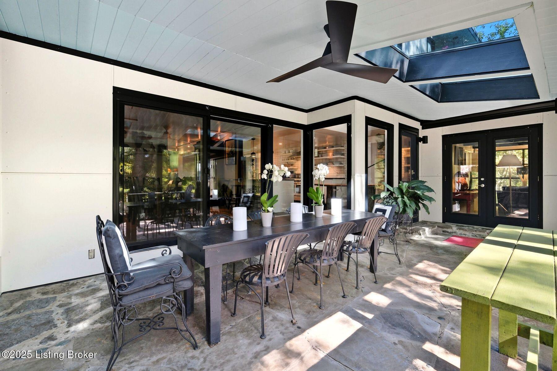 12108 Locust Ln