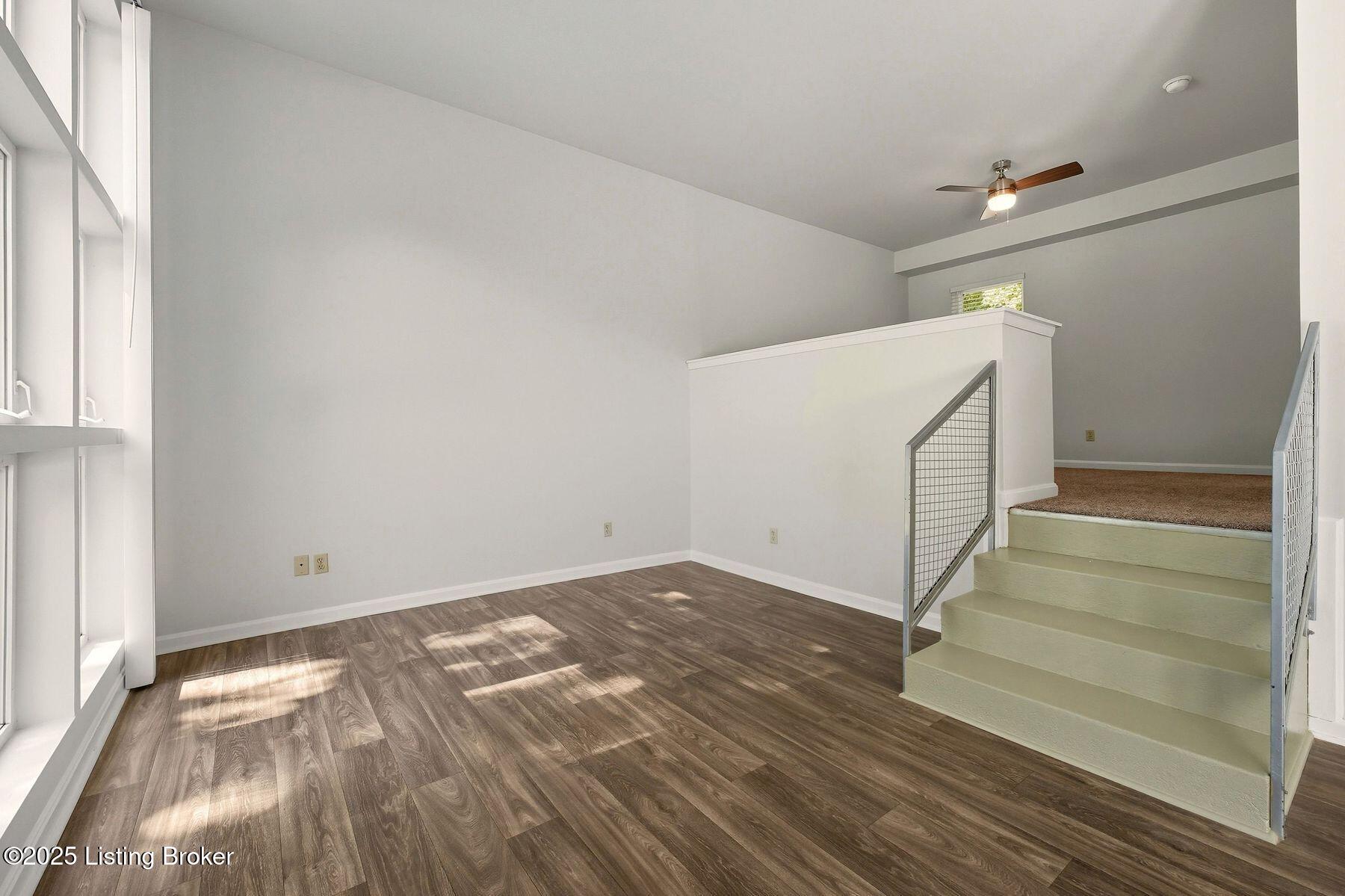 2745 Grinstead Dr APT 100