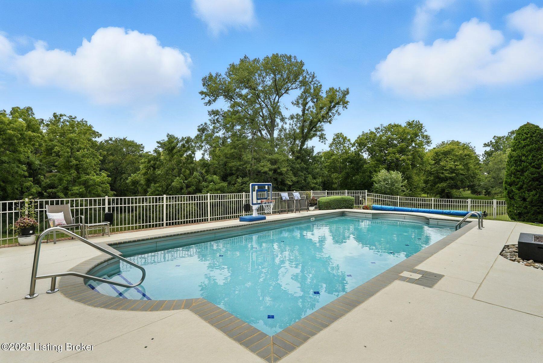 12906 Ridgemoor Dr