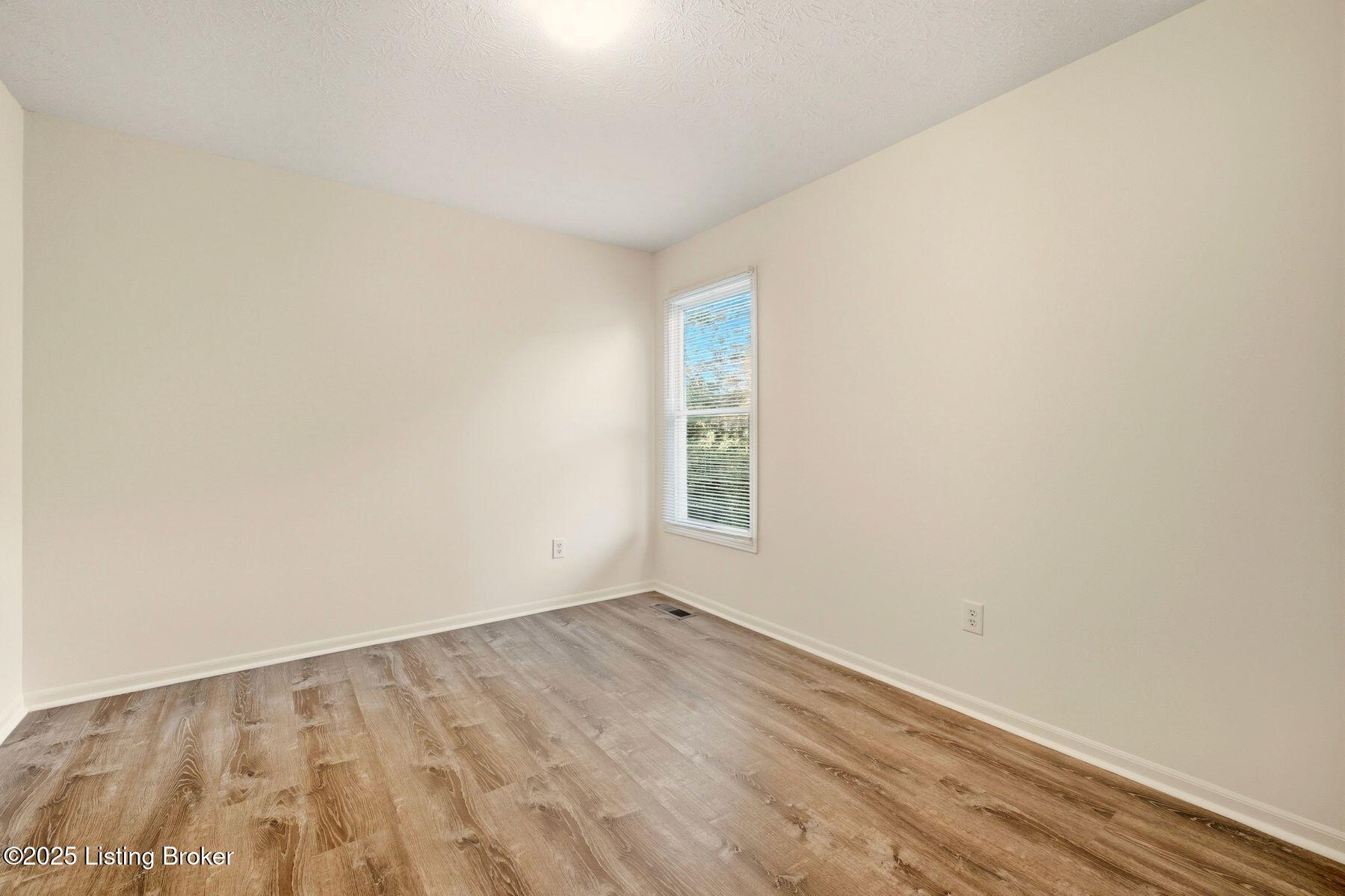 5202 Rainmaker Ct