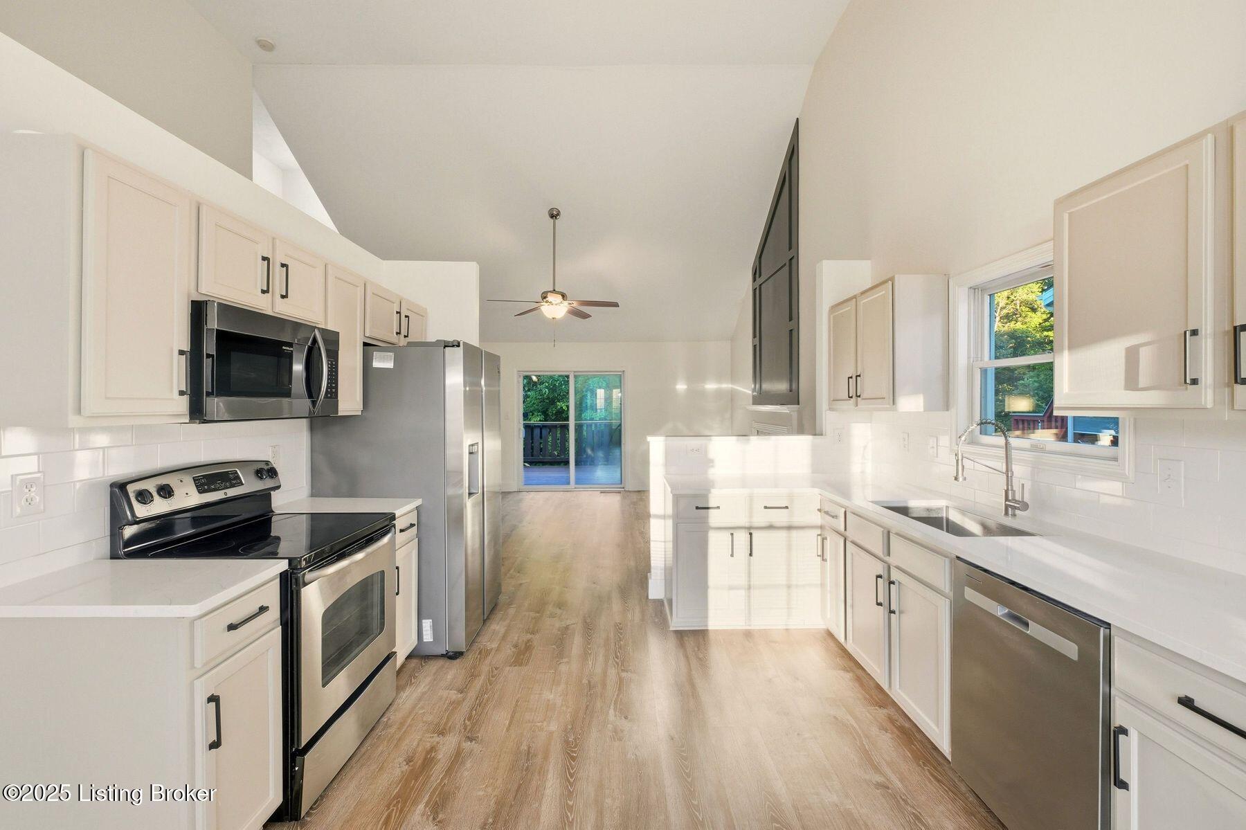 5202 Rainmaker Ct