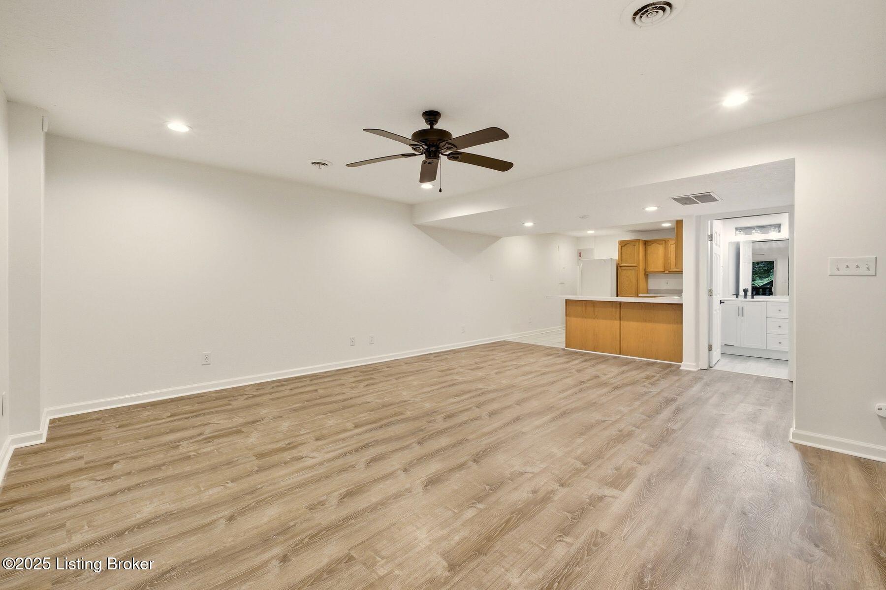 5202 Rainmaker Ct