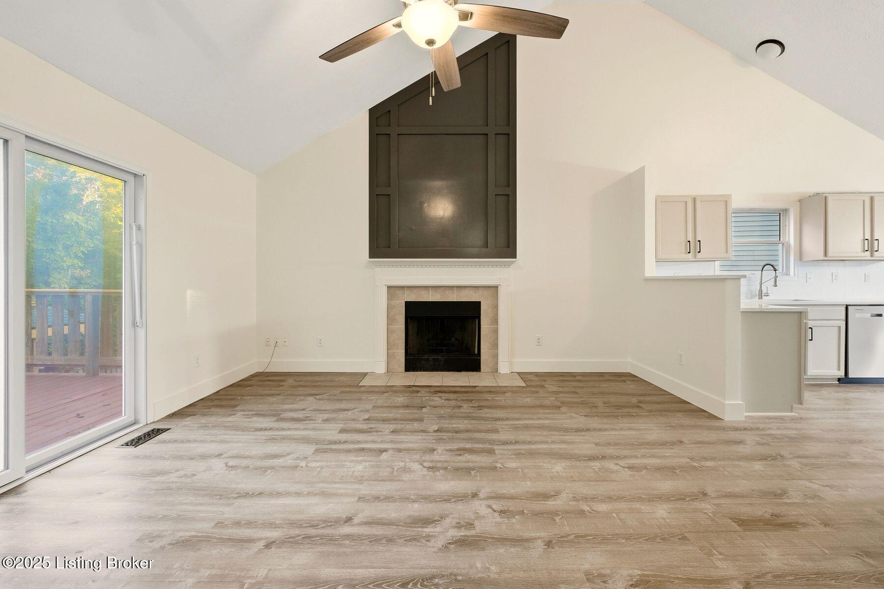 5202 Rainmaker Ct