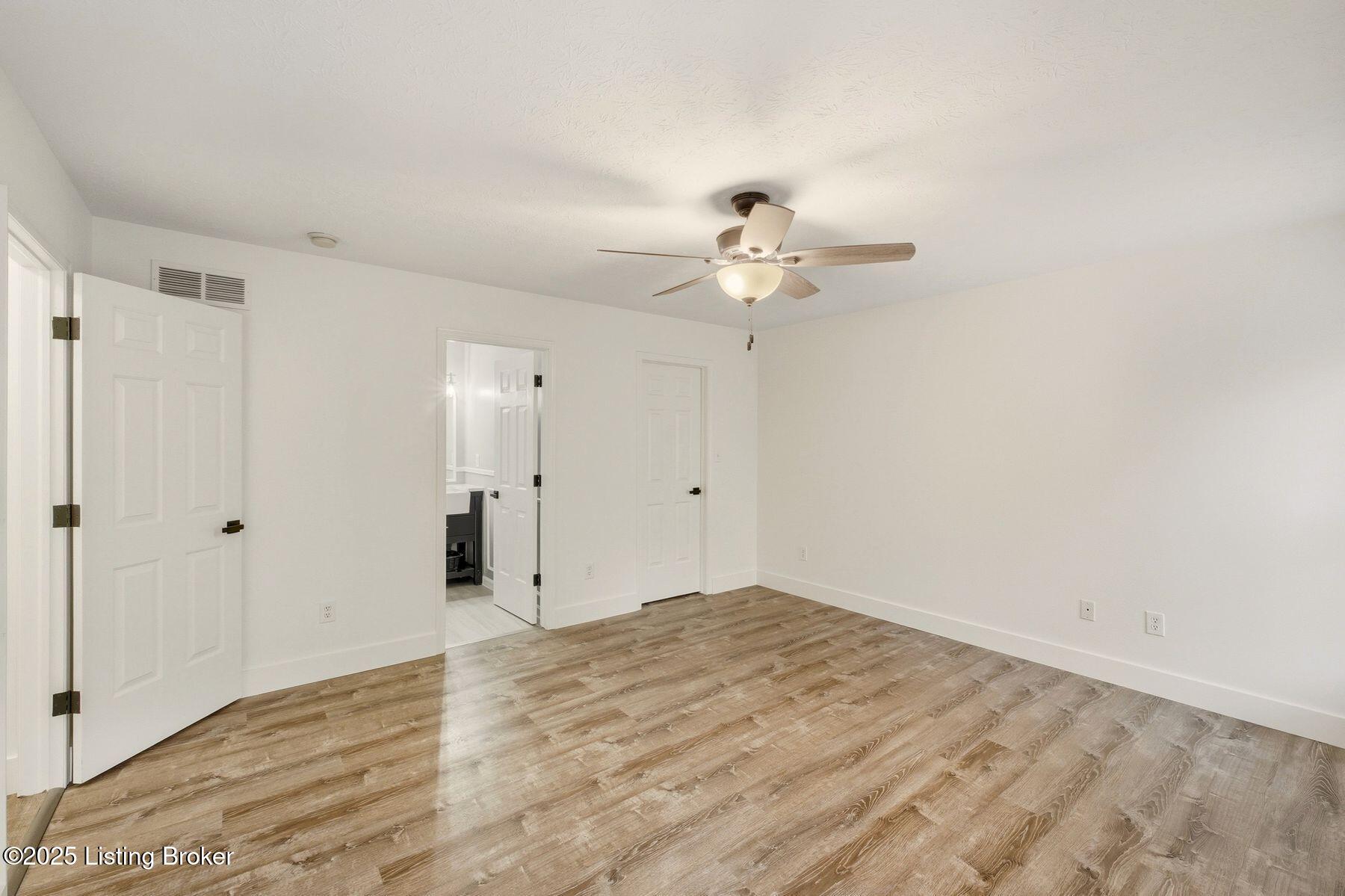 5202 Rainmaker Ct