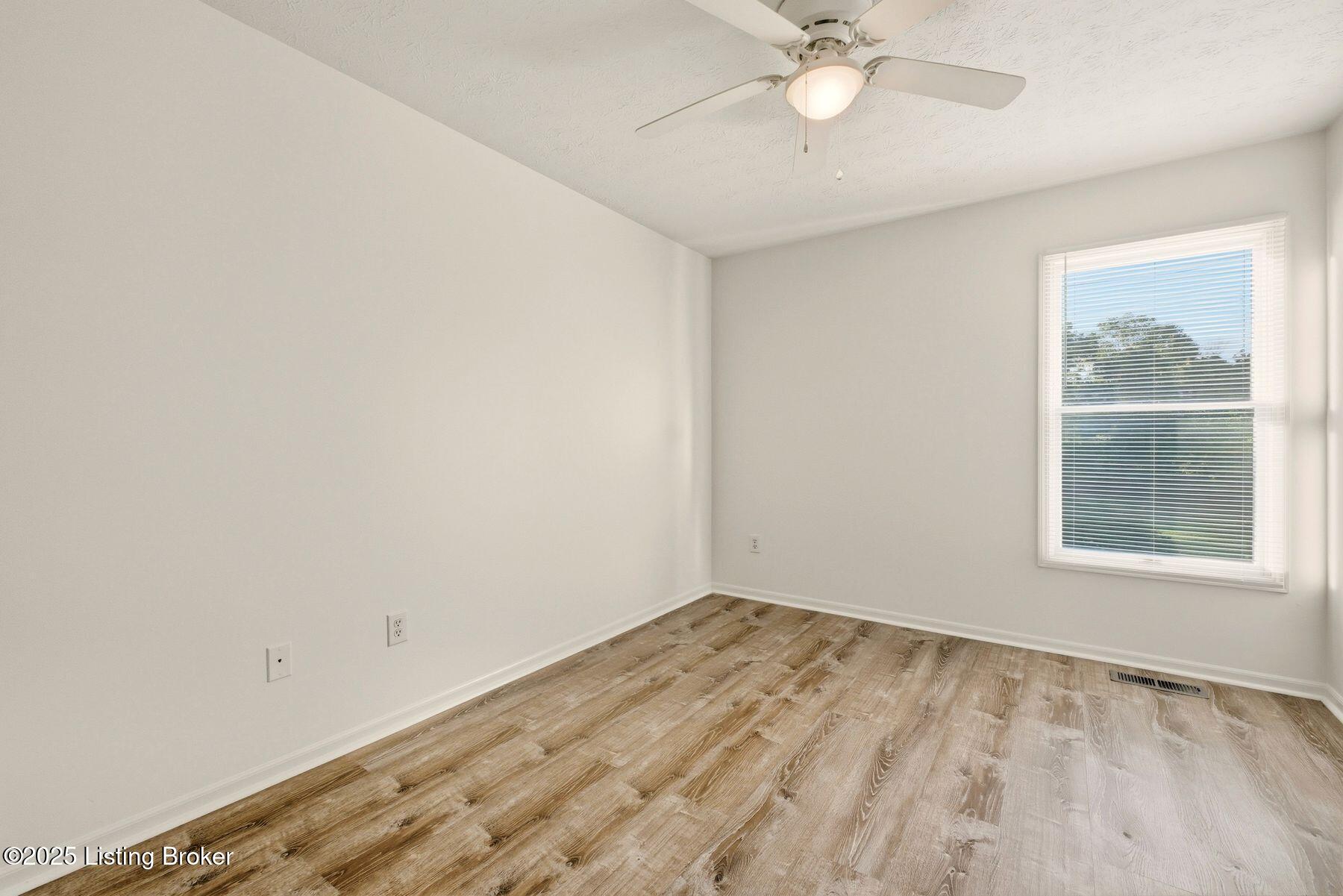 5202 Rainmaker Ct