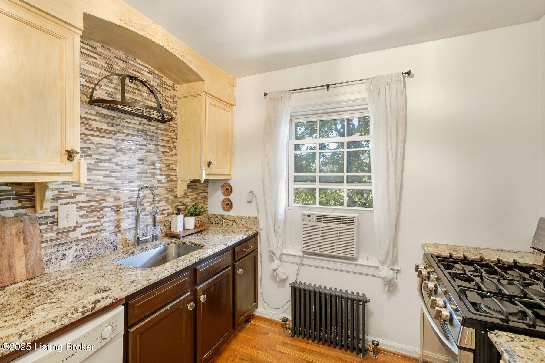 2641 Landor Ave UNIT 2H
