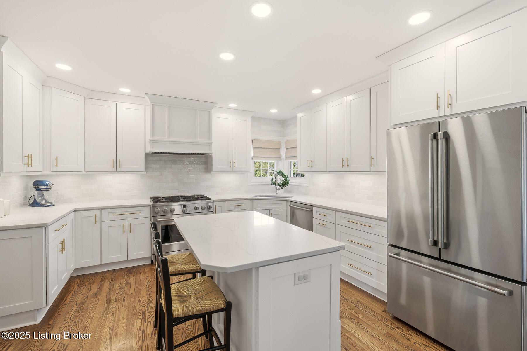 12613 Ridgemoor Dr