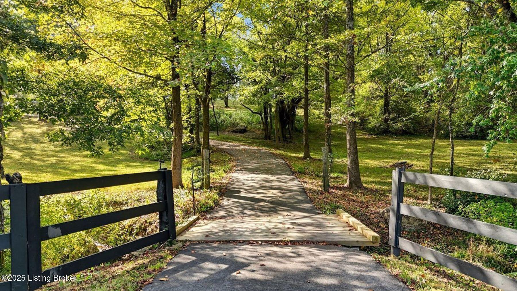 10010 Covered Bridge Rd