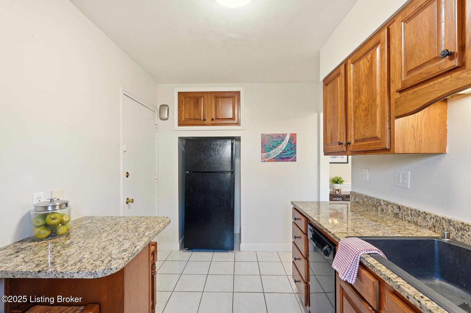 114 Crescent Ave A4