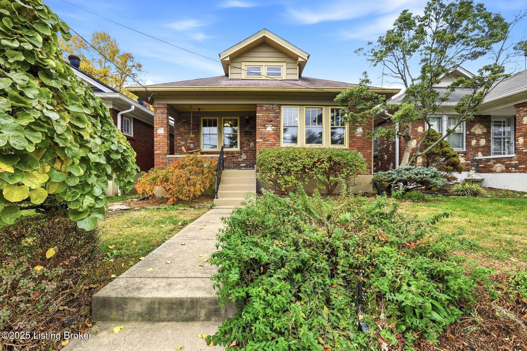 1250 Lydia St