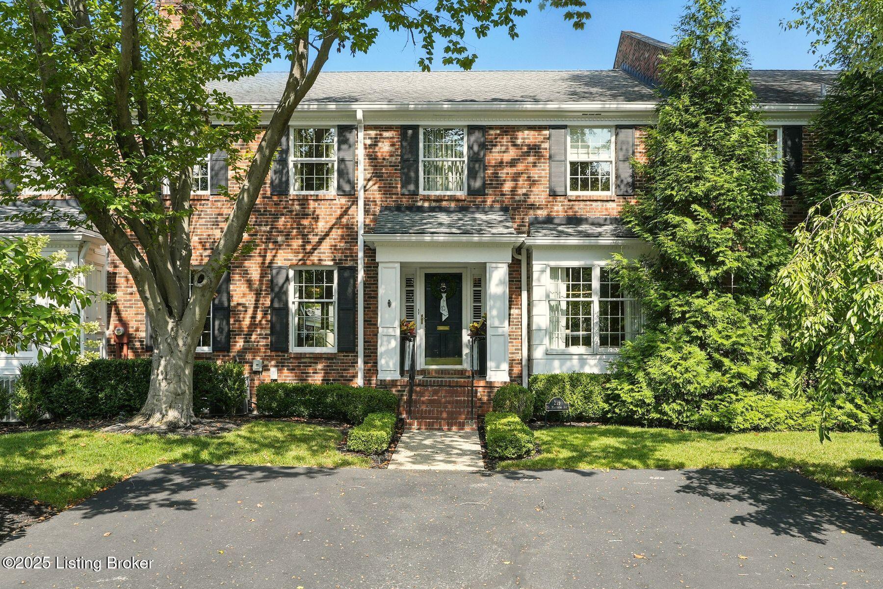 219 Saint Matthews Ave