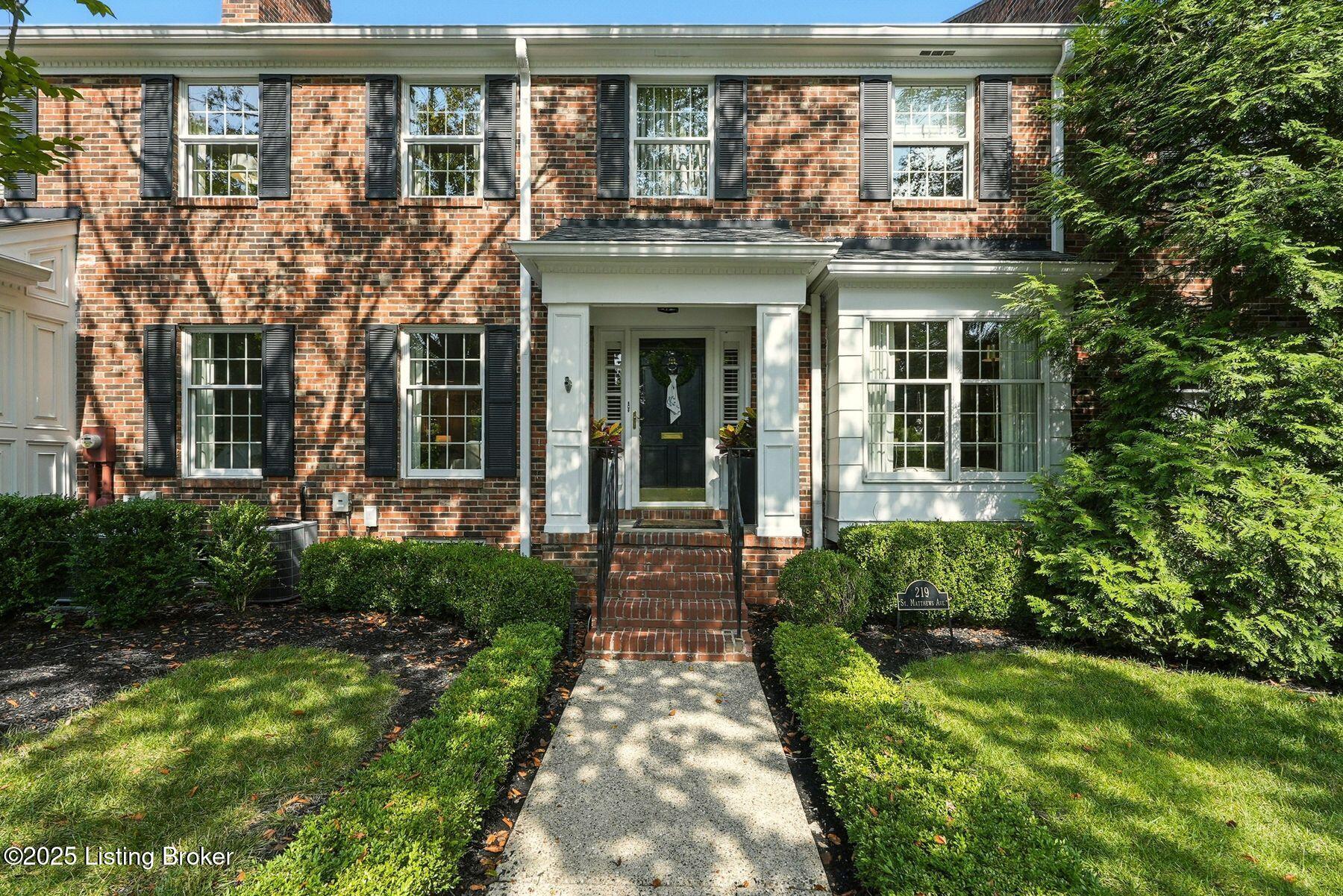 219 Saint Matthews Ave