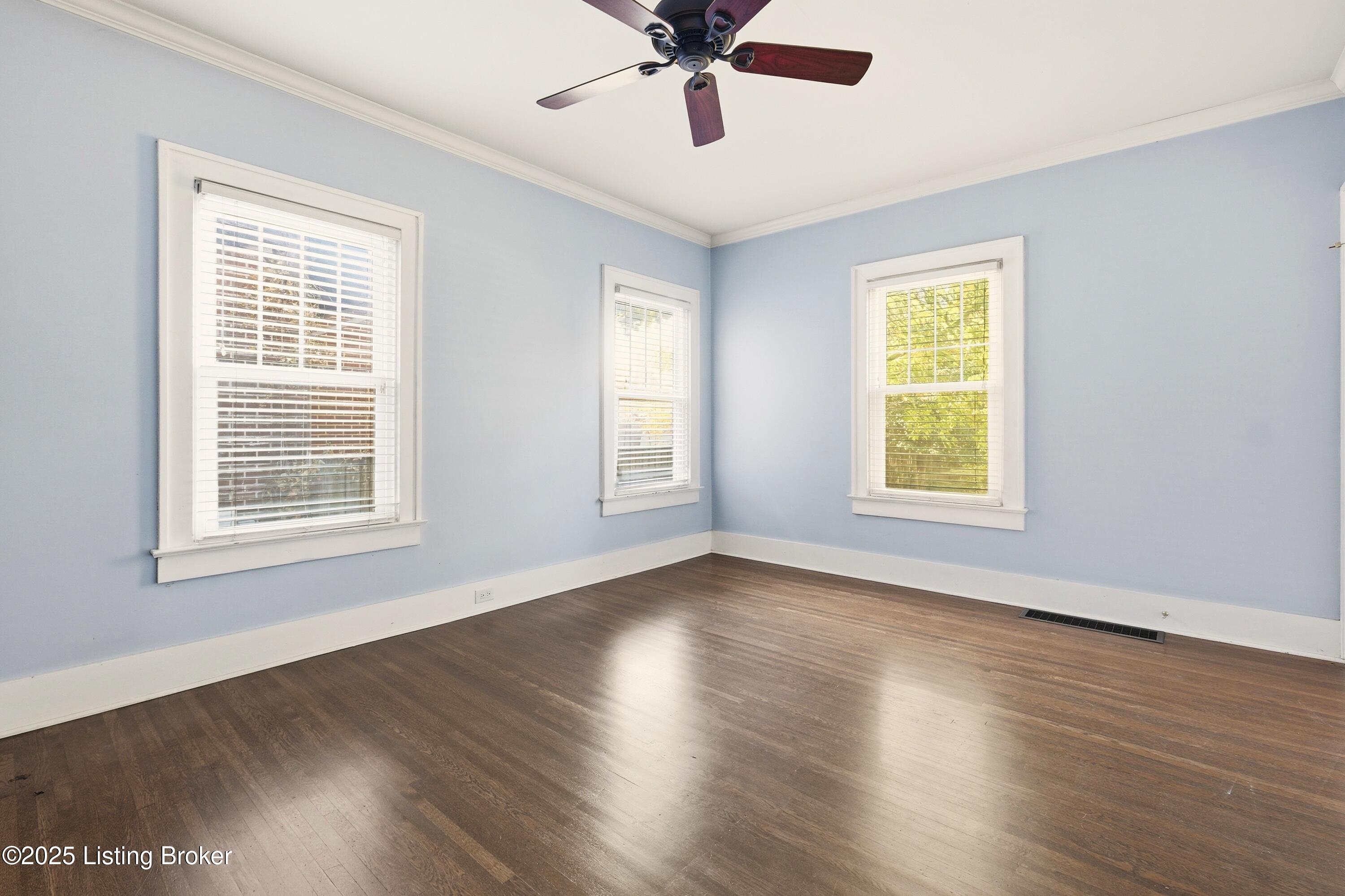 1807 Harvard Dr