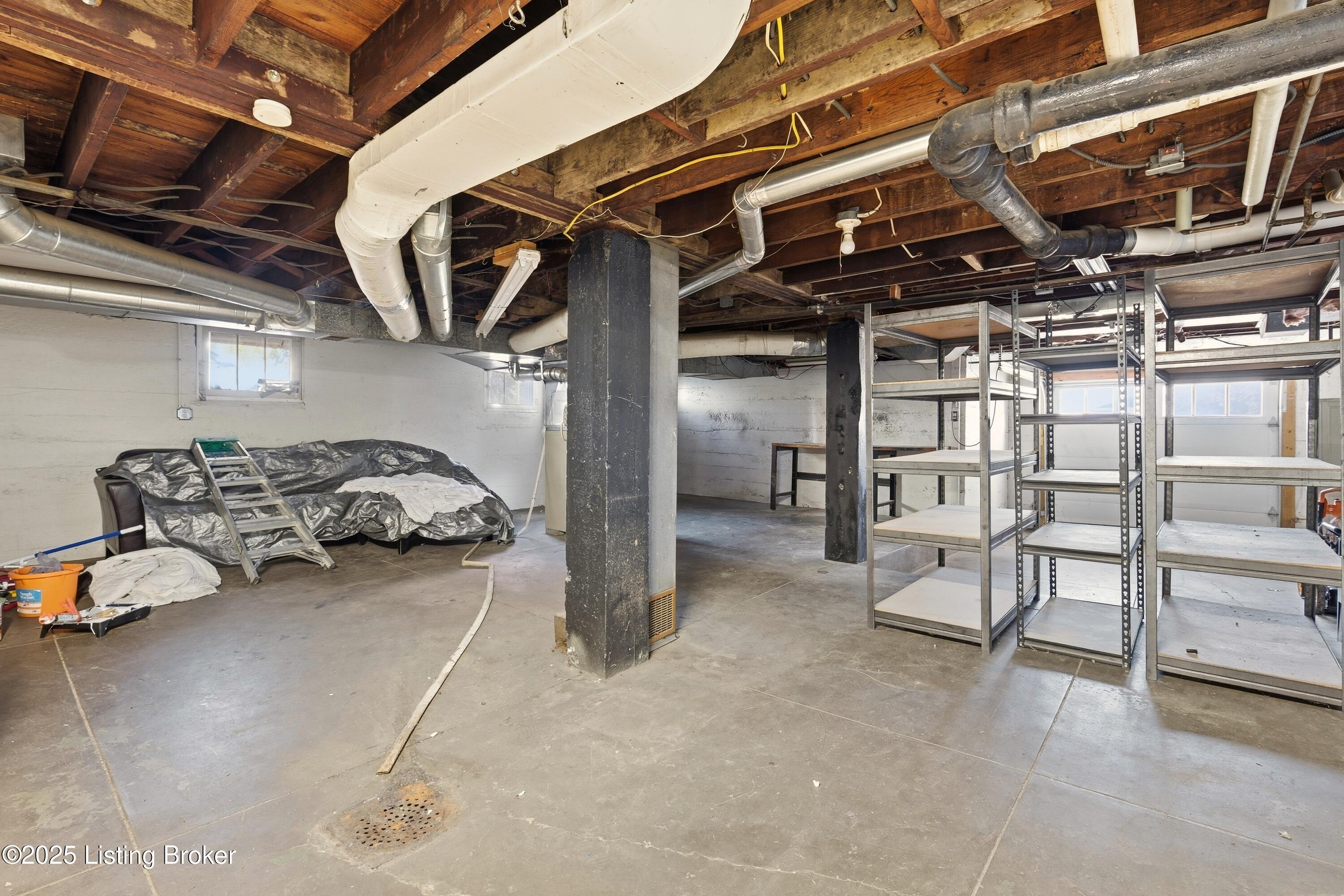 1807 Harvard Dr