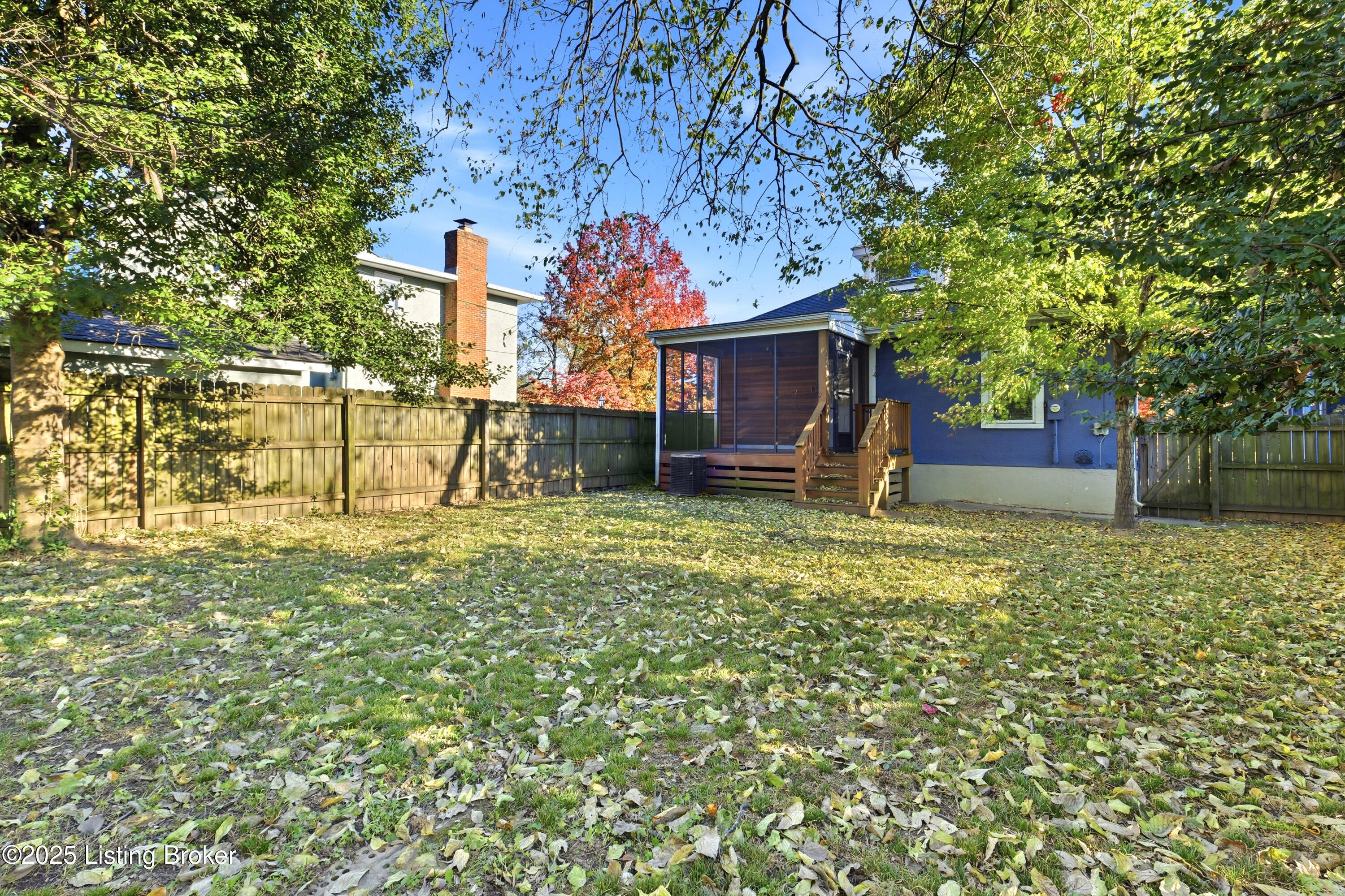 1807 Harvard Dr