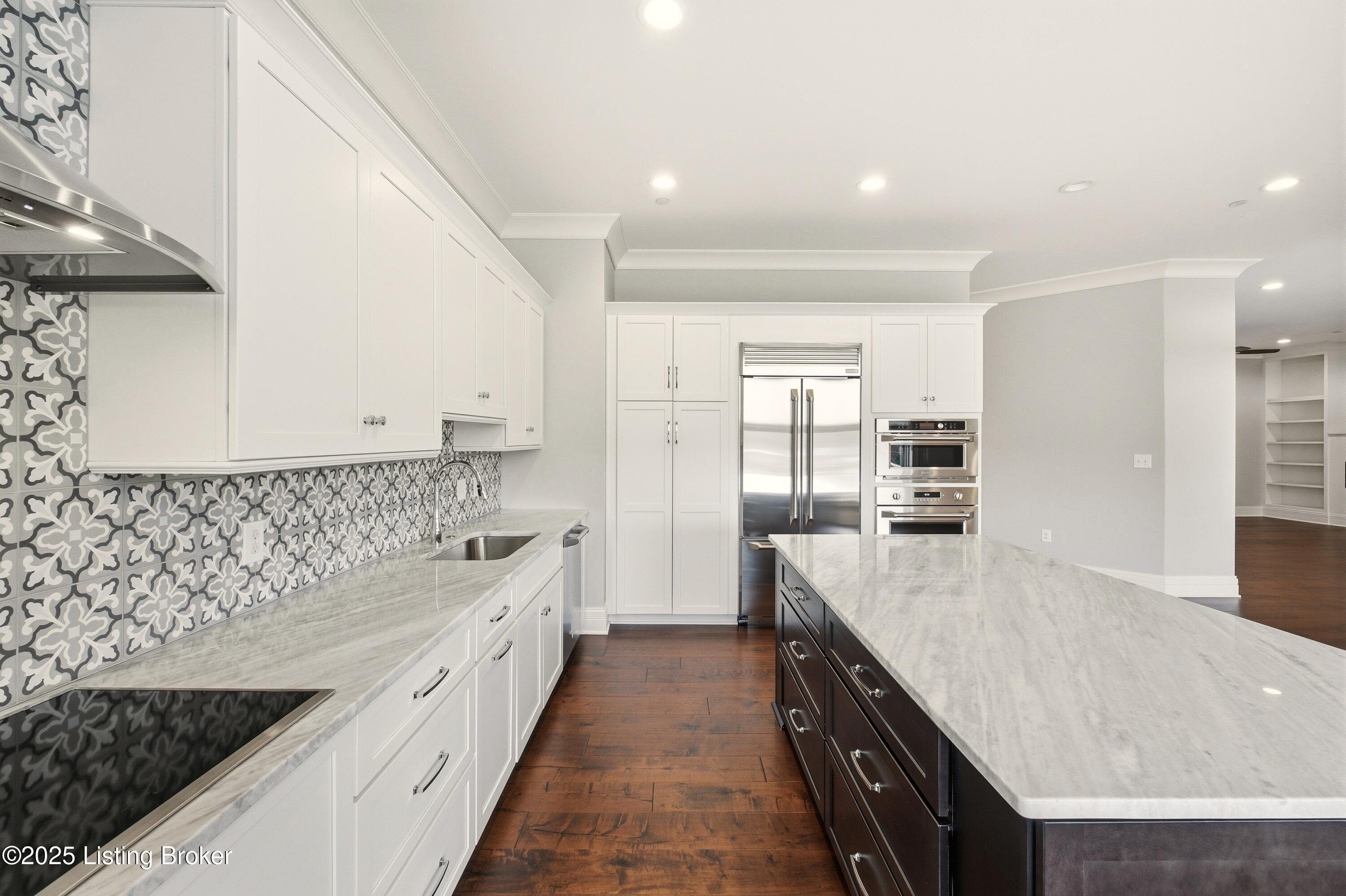 6600 Seminary Woods Pl 906