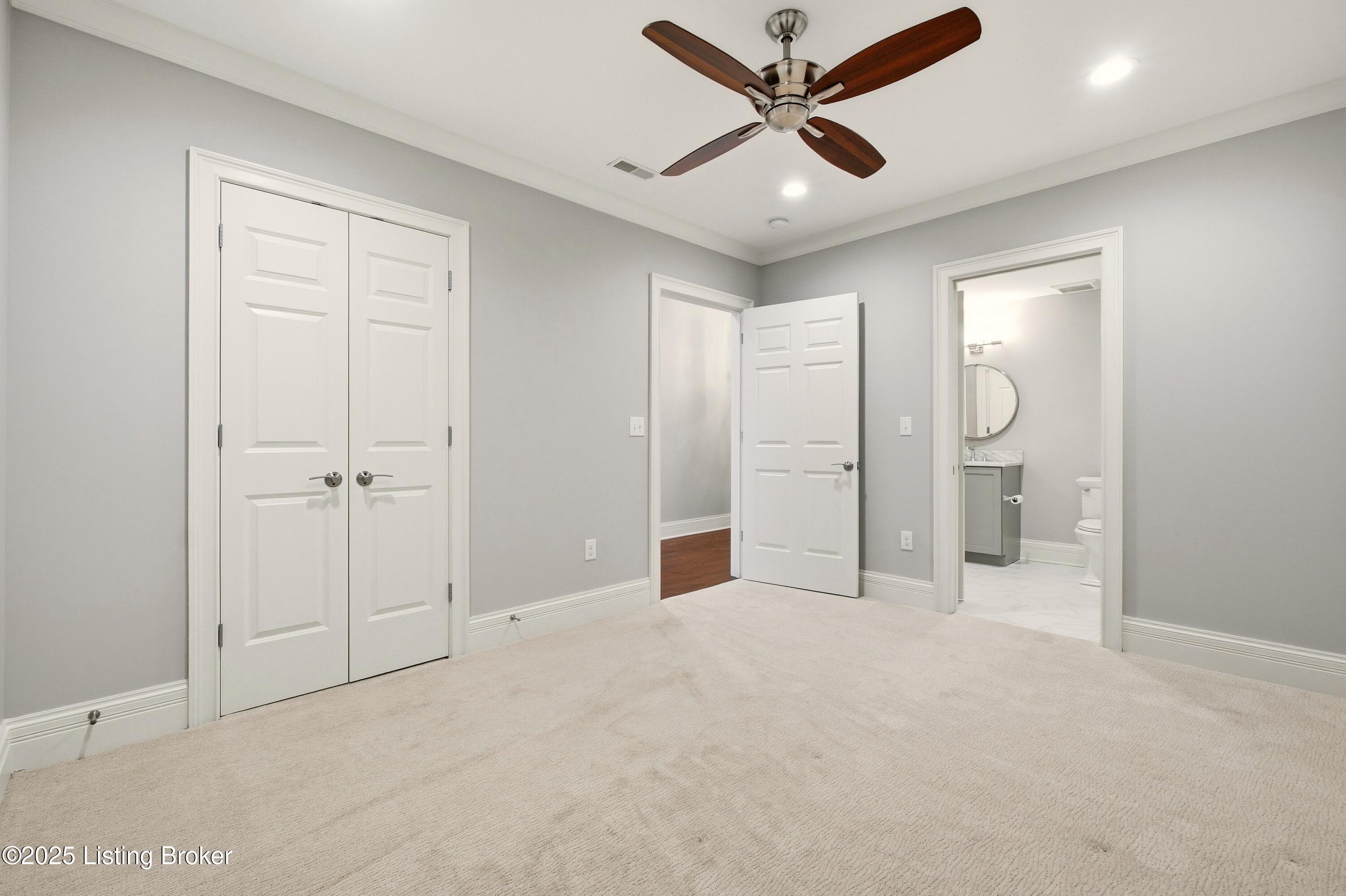 6600 Seminary Woods Pl 906