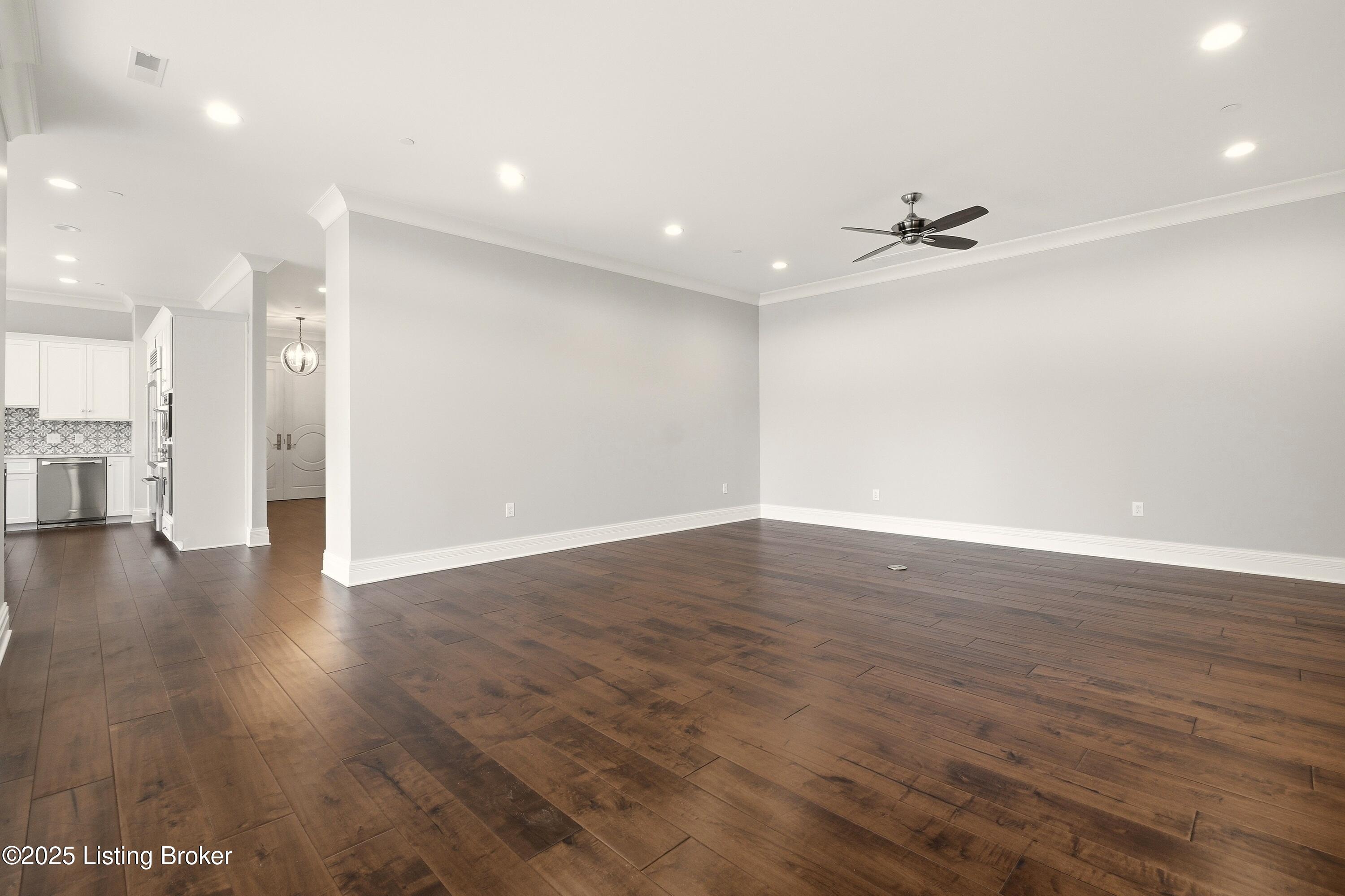 6600 Seminary Woods Pl 906