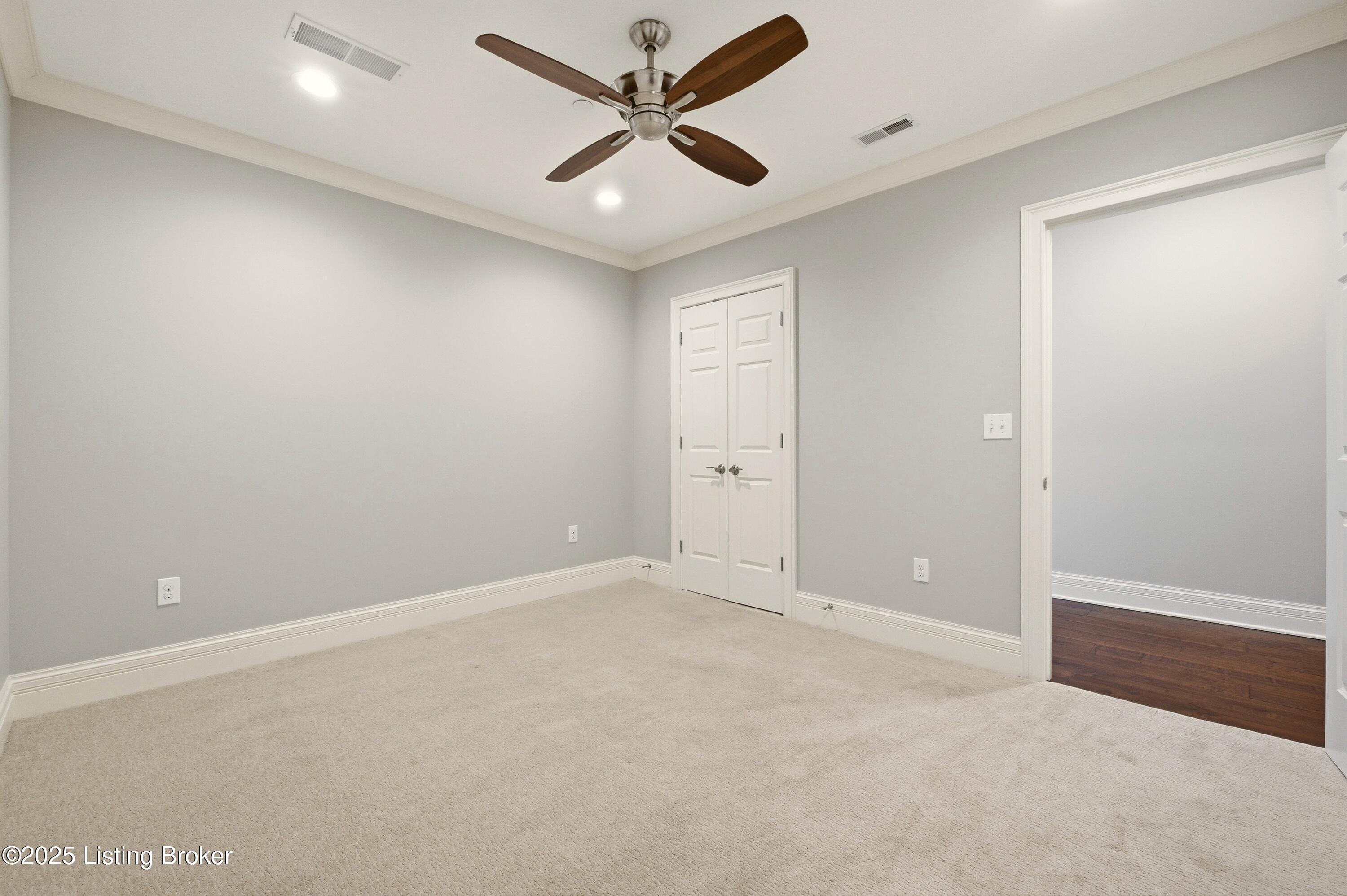 6600 Seminary Woods Pl 906