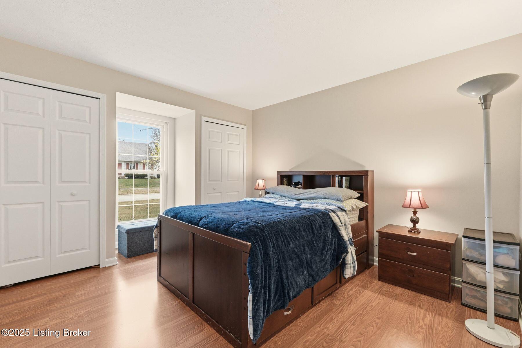 10100 Settlers Crest Ln