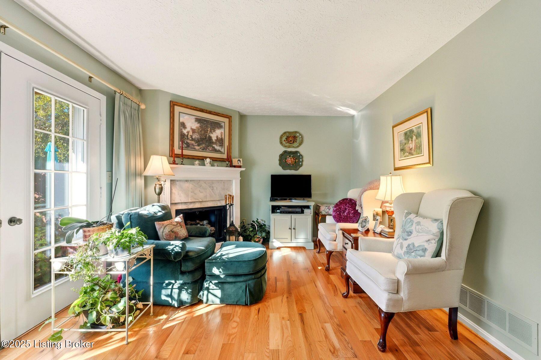 108 Gardiner Lake Rd