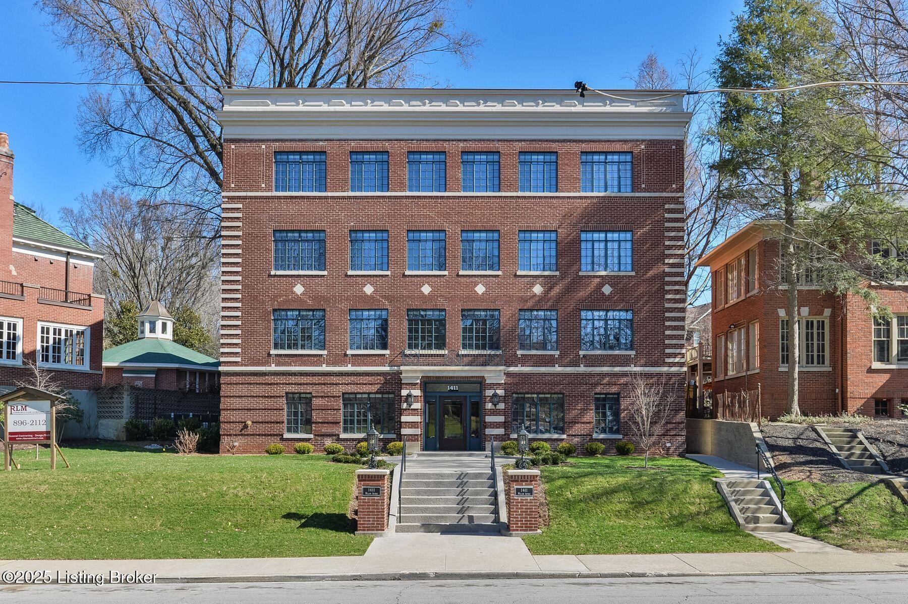 1411 Willow Ave 2