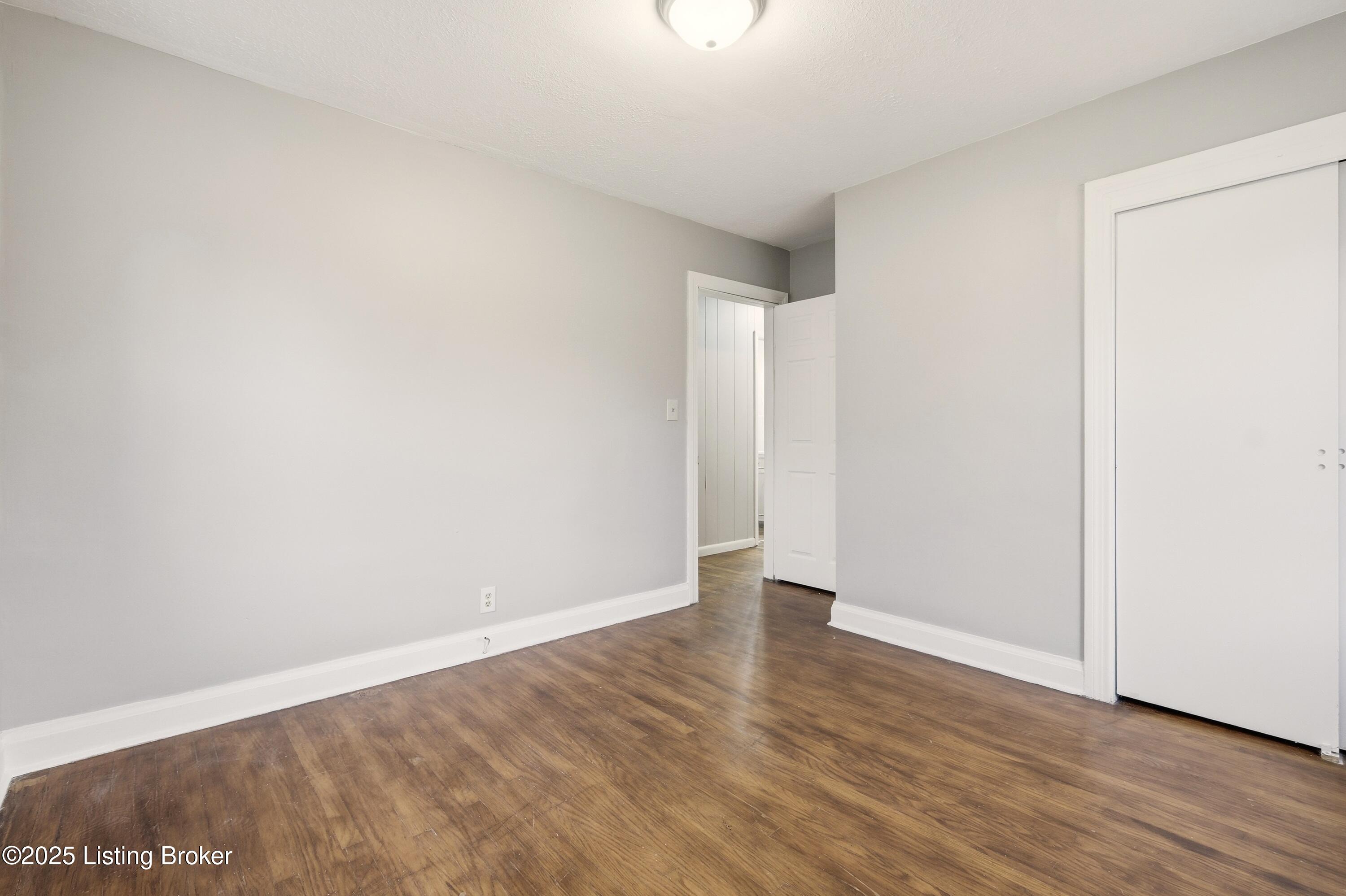 1812 Roosevelt Ave
