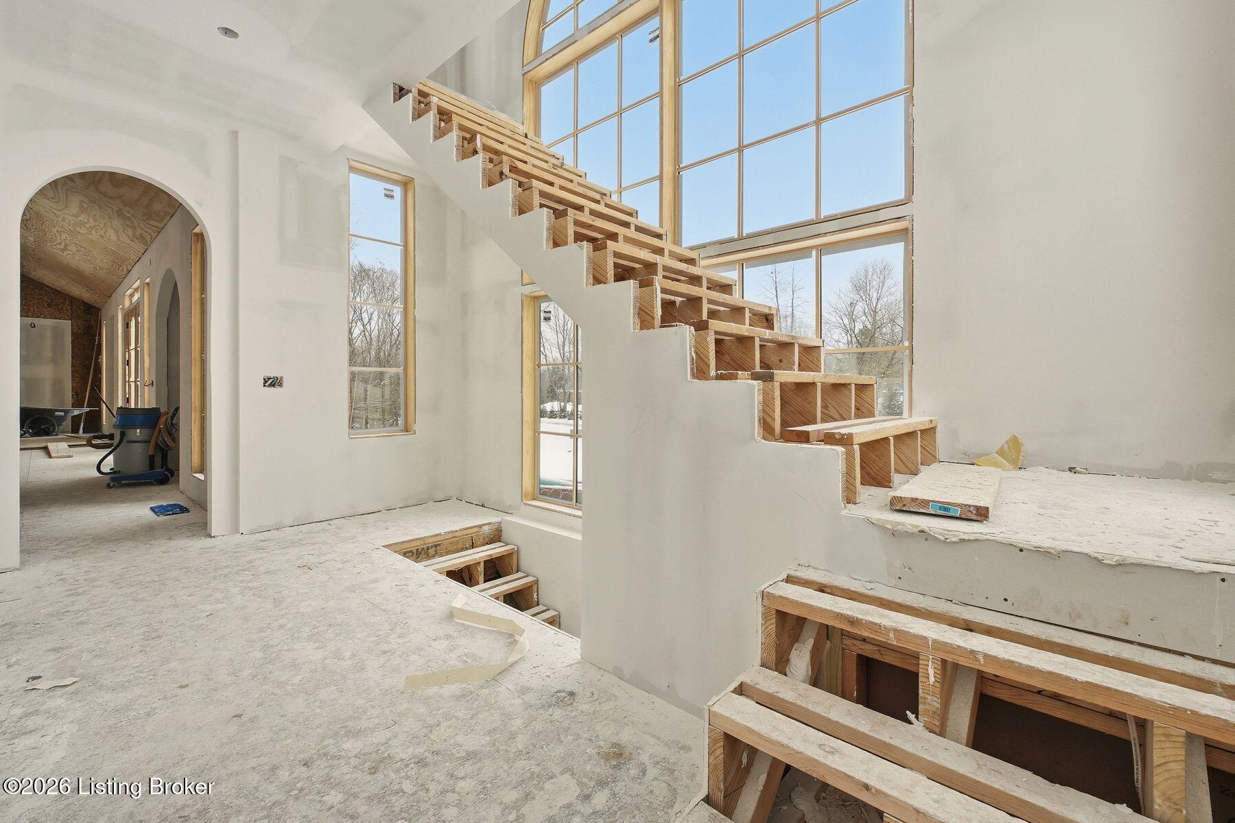 2 Bainsley Ln