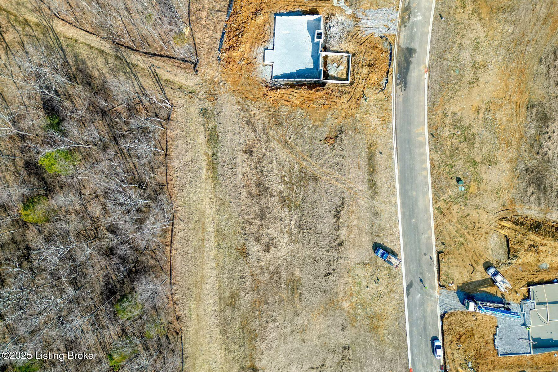 240 Shakes Creek Dr
