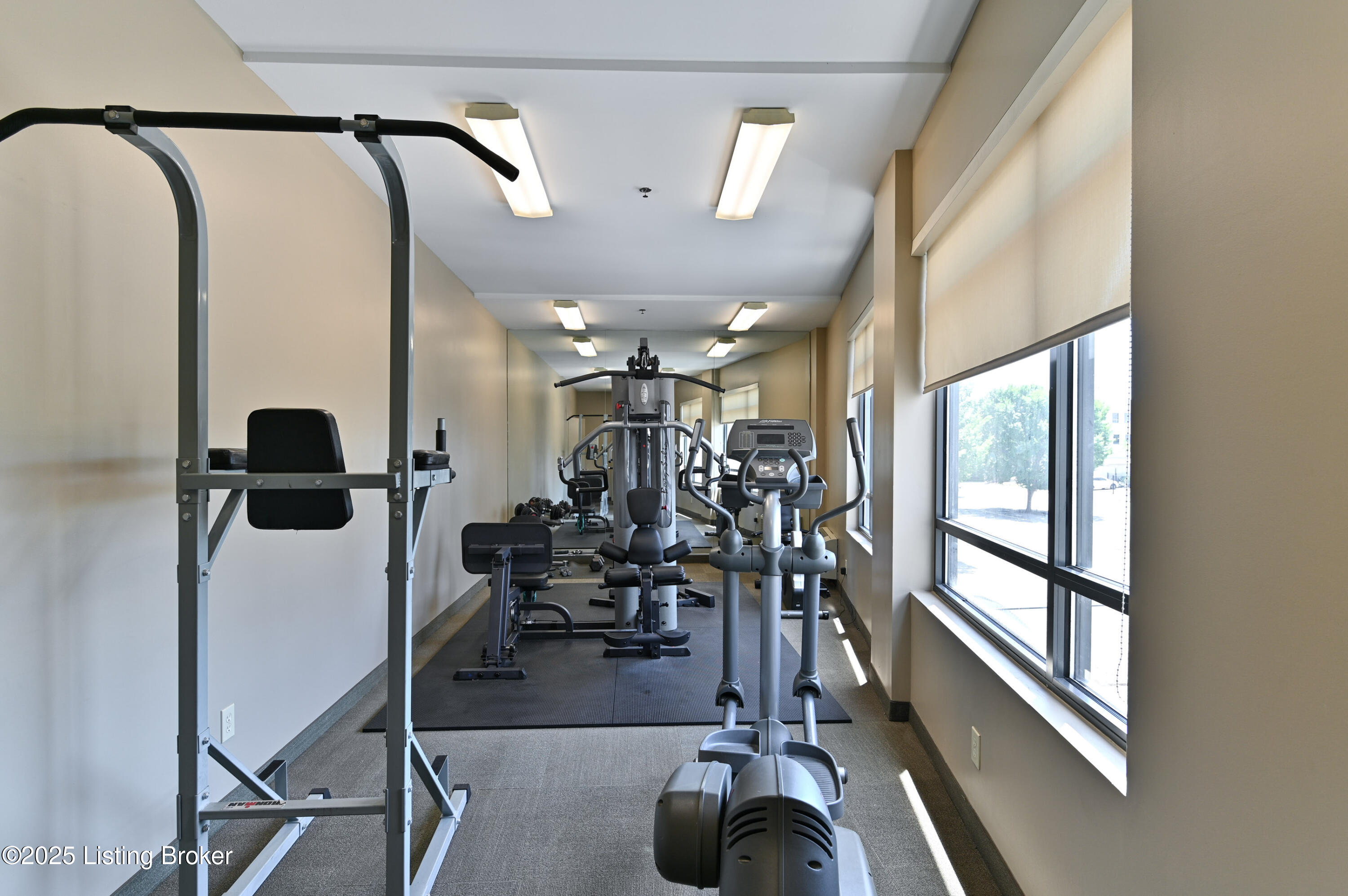 400 E Main St 308