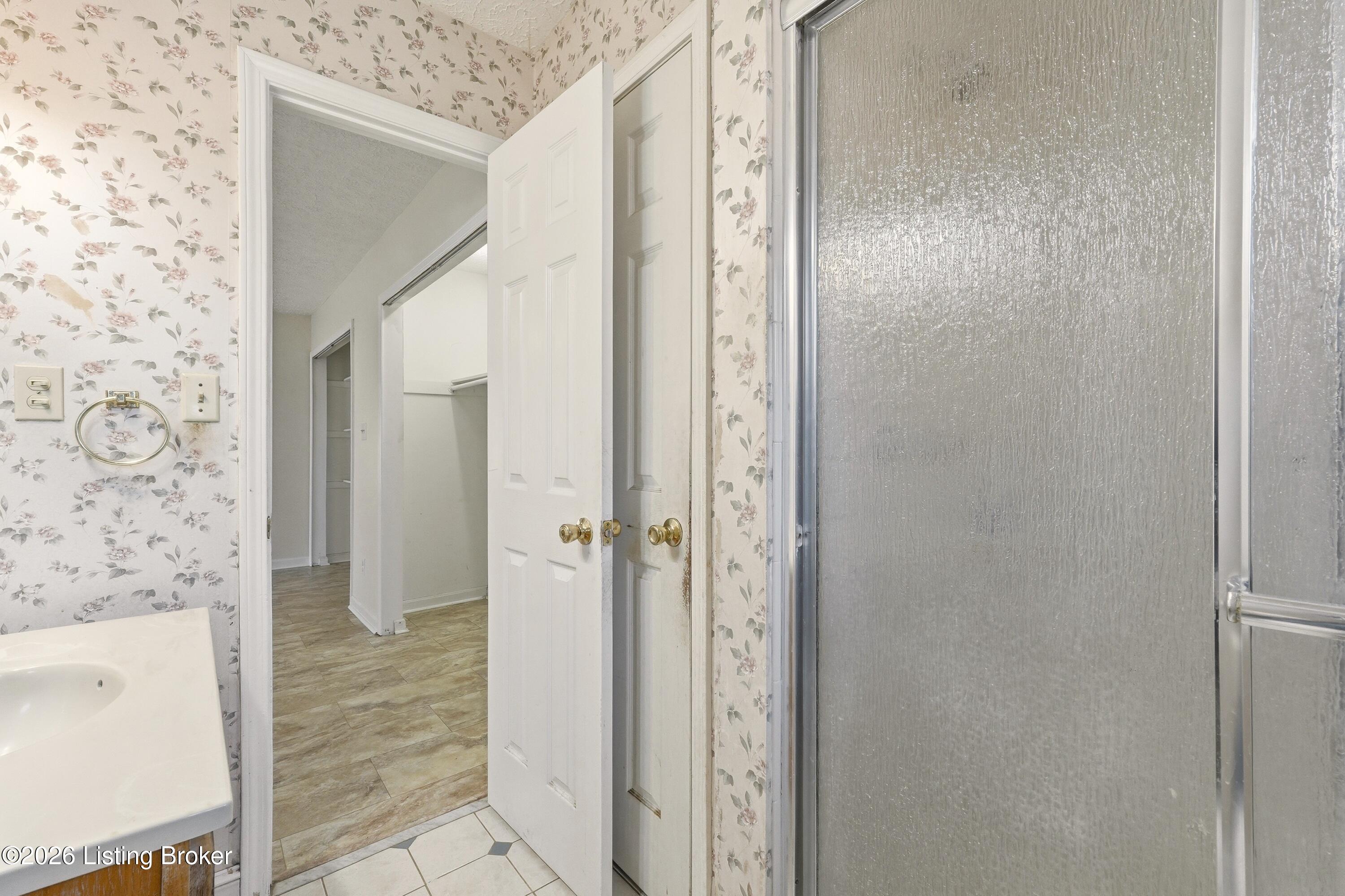 203 Lesane Ct