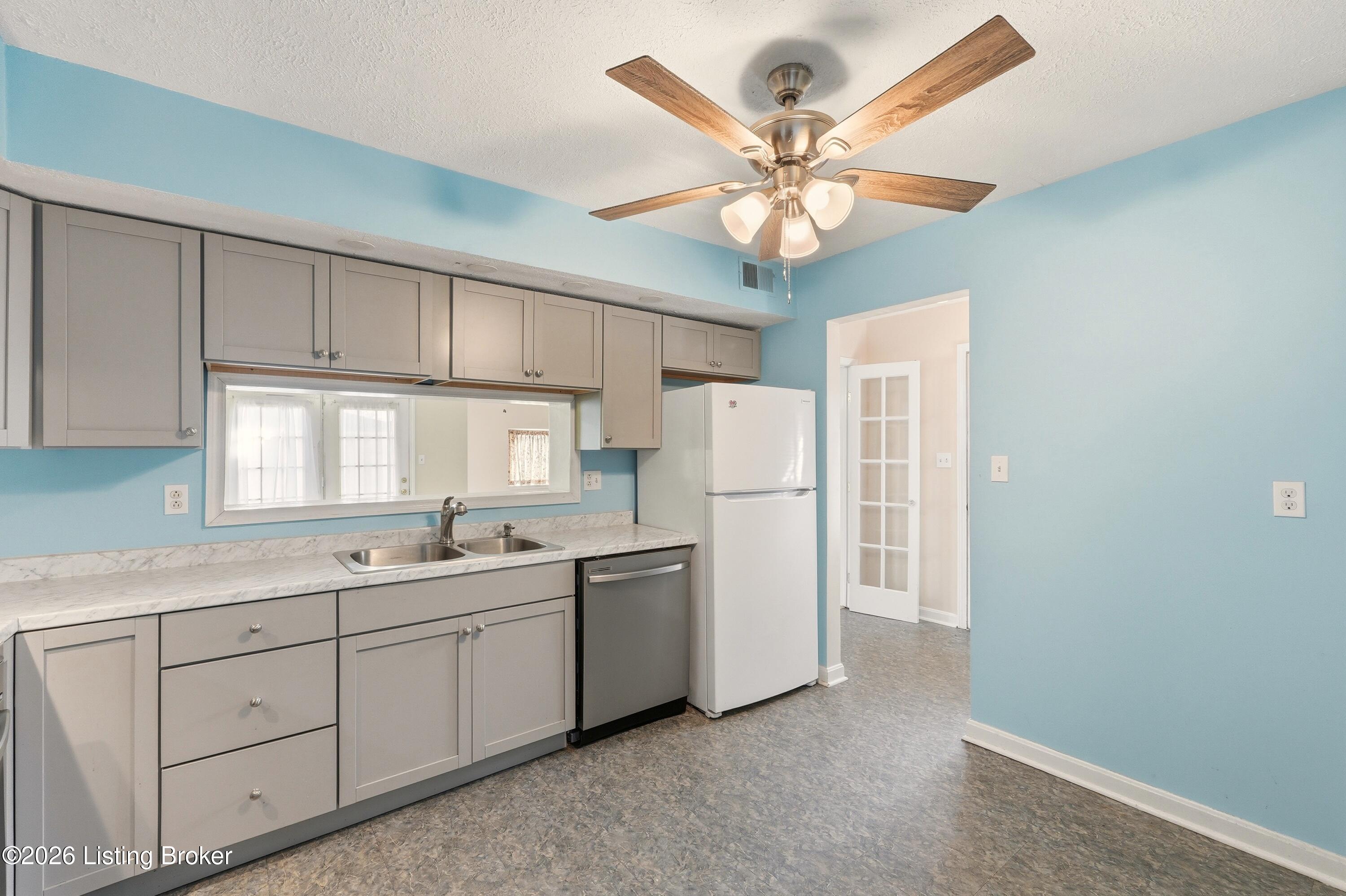 203 Lesane Ct