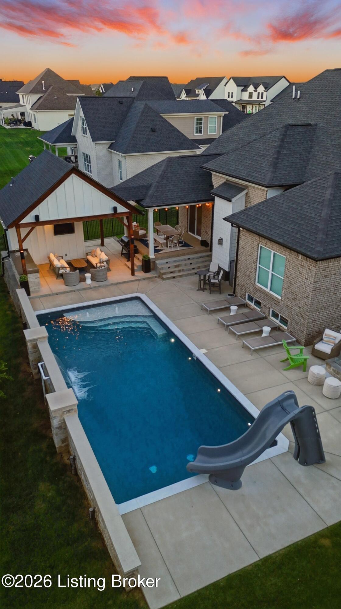 7505 Lone Oak Ct