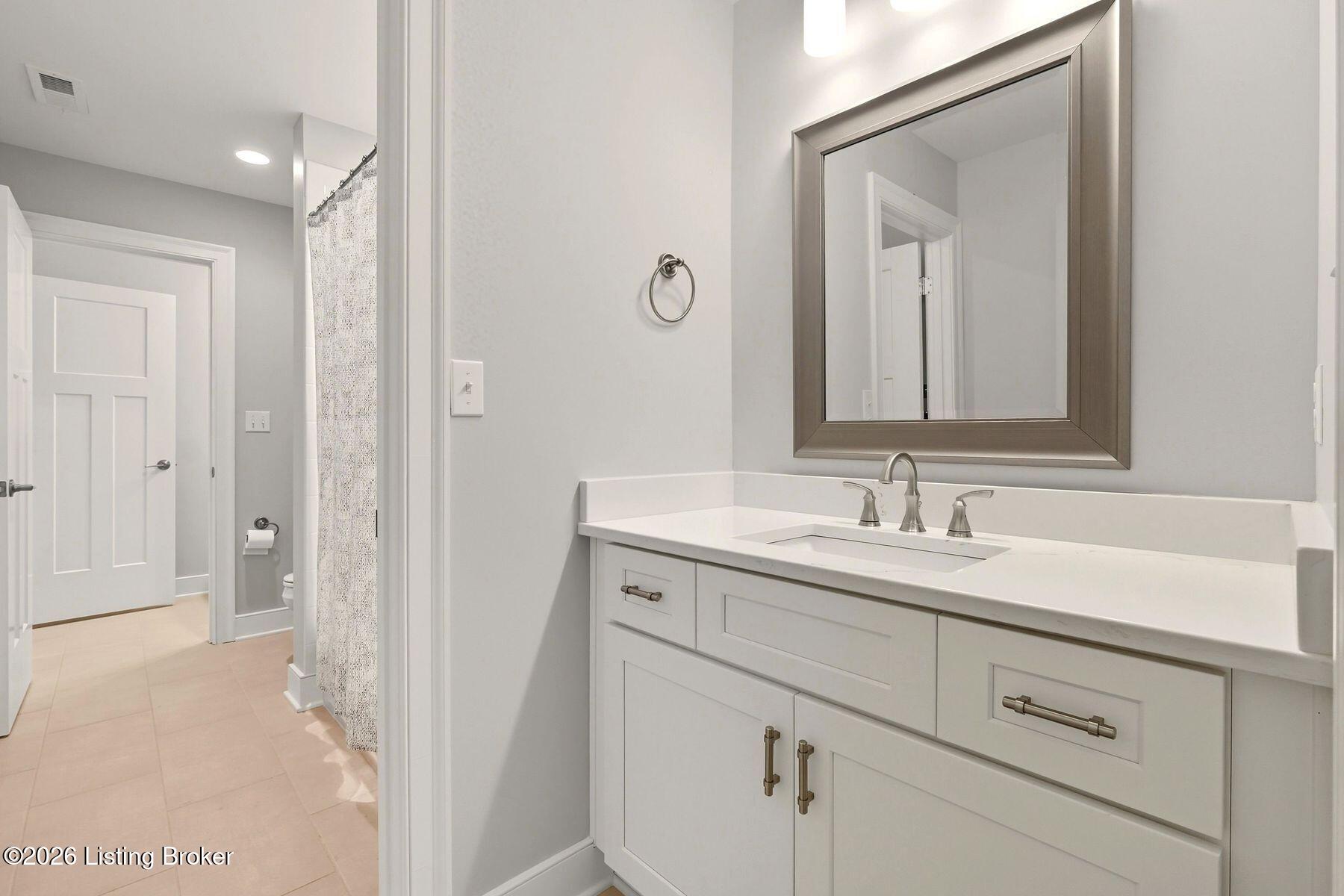 7505 Lone Oak Ct