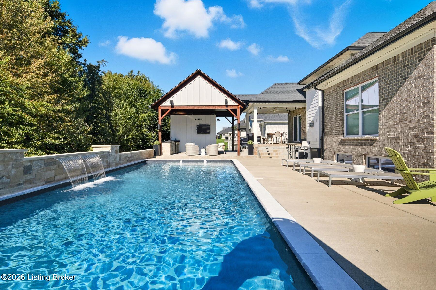 7505 Lone Oak Ct
