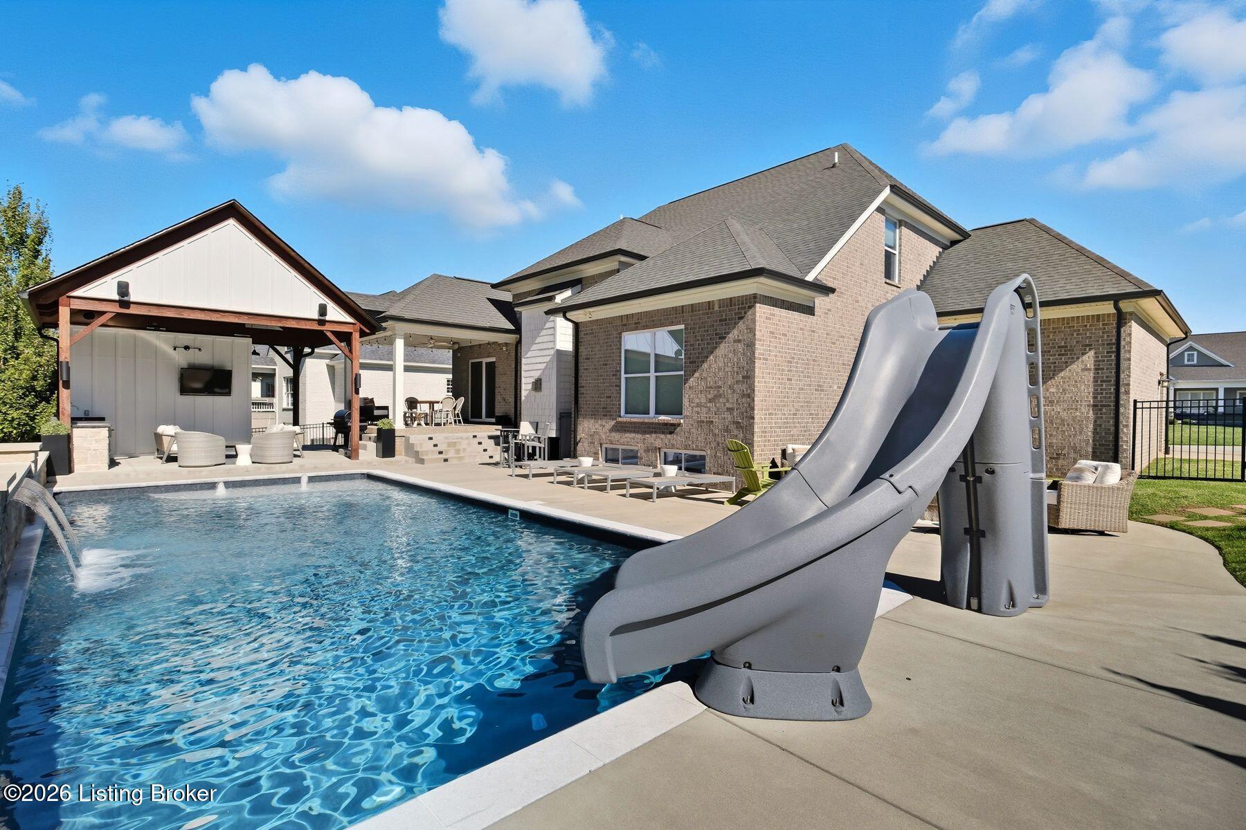 7505 Lone Oak Ct
