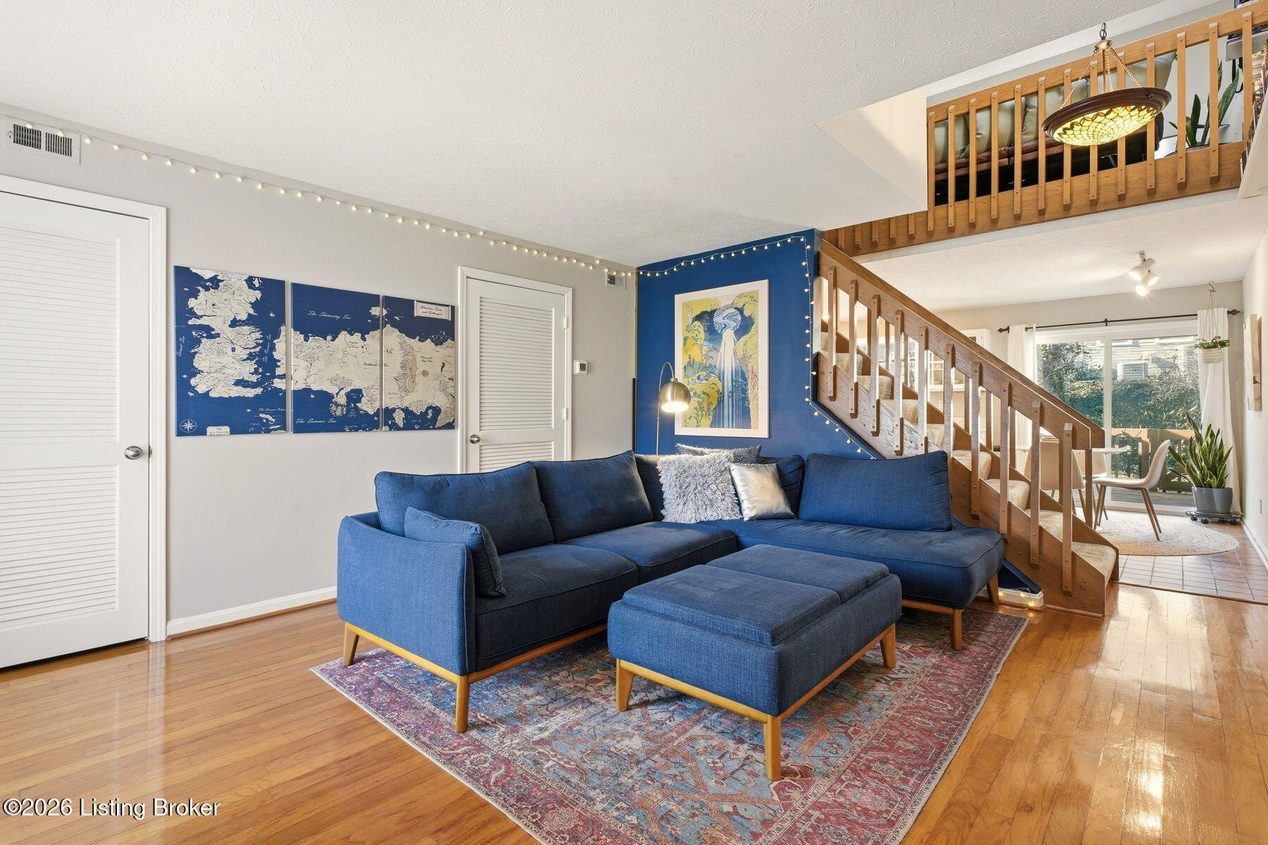 417 Ledgeview Park Dr
