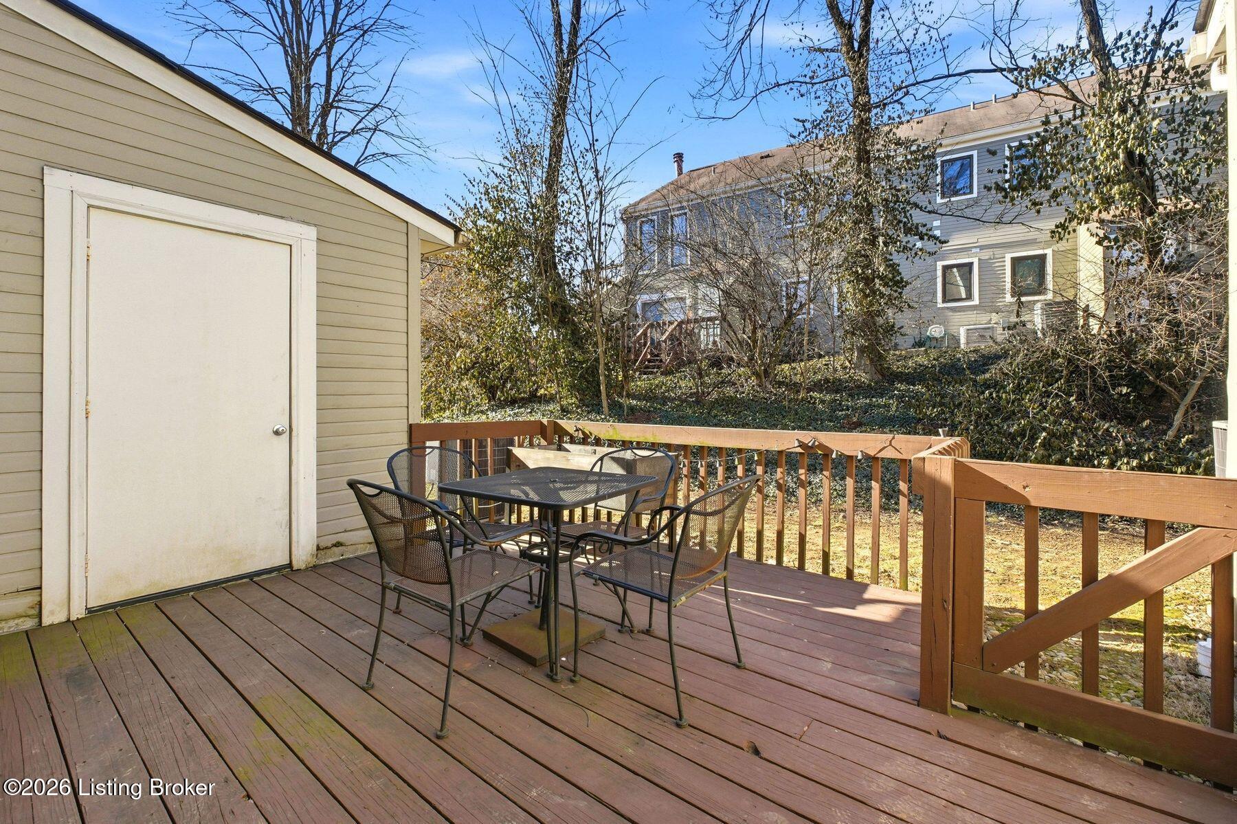 417 Ledgeview Park Dr