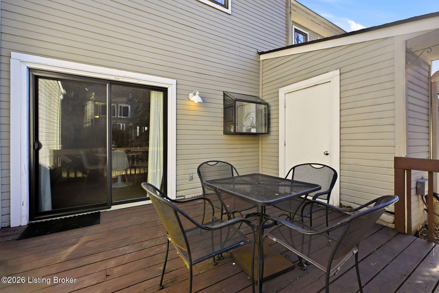 417 Ledgeview Park Dr