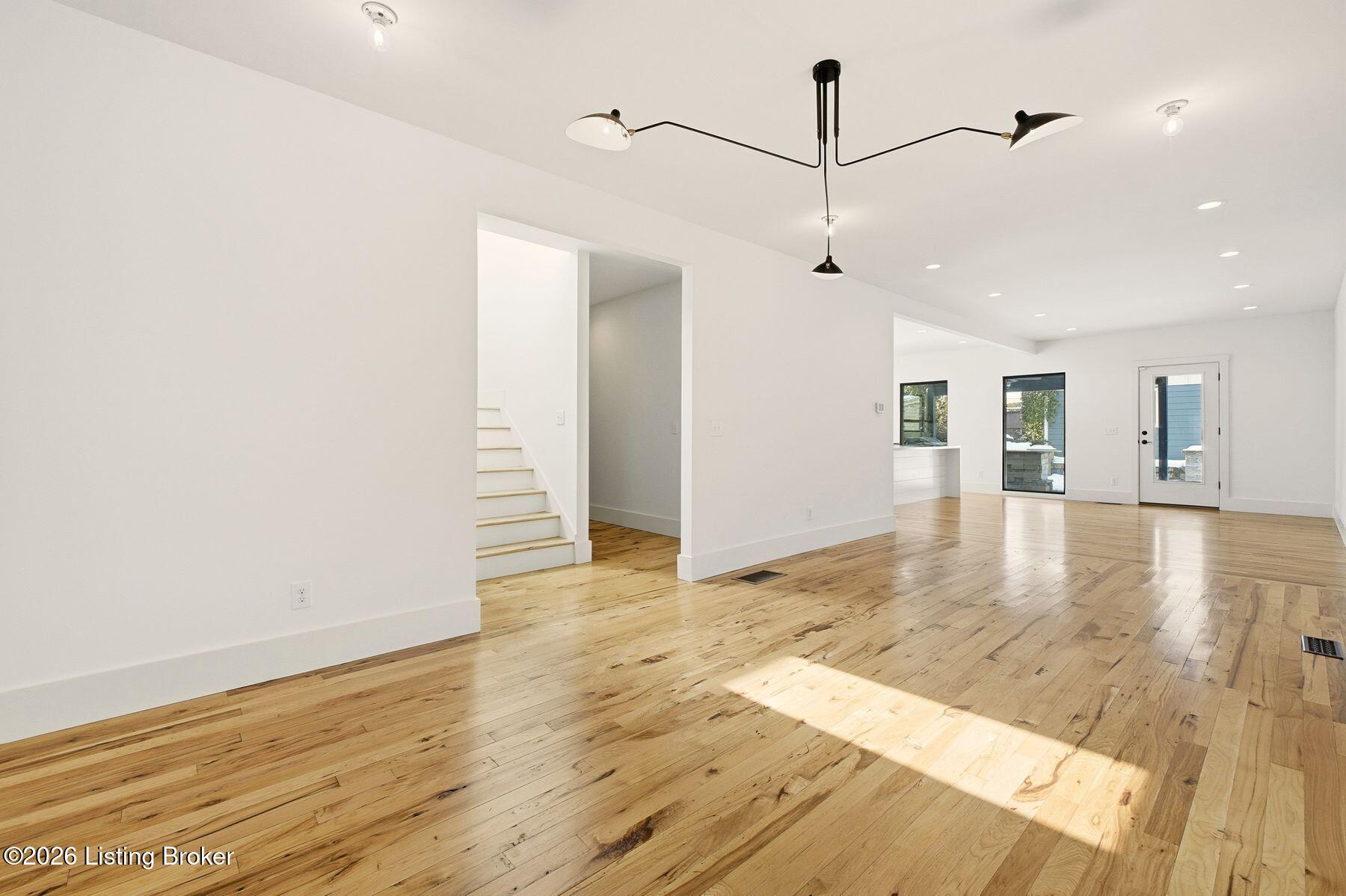 256 S Hite Ave