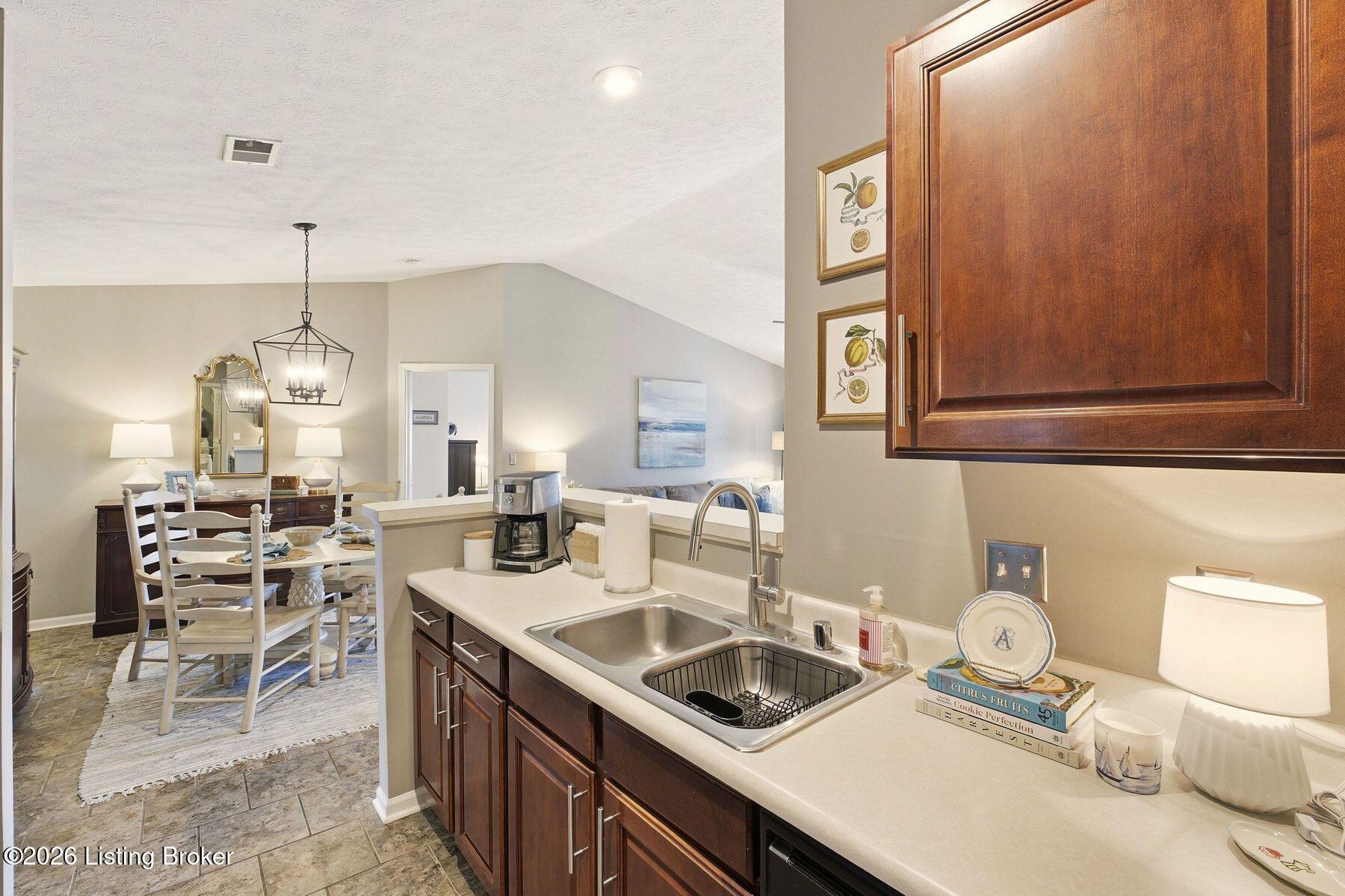 5303 Pacer Ln 203