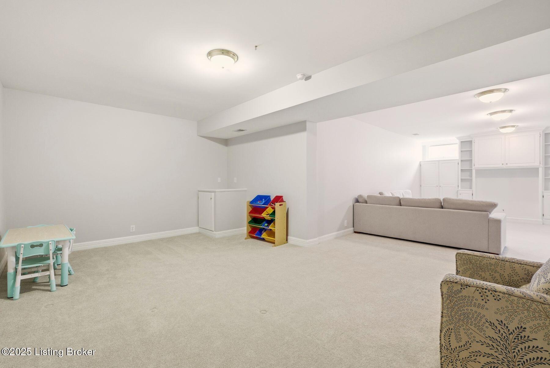 12808 Crestview Cove
