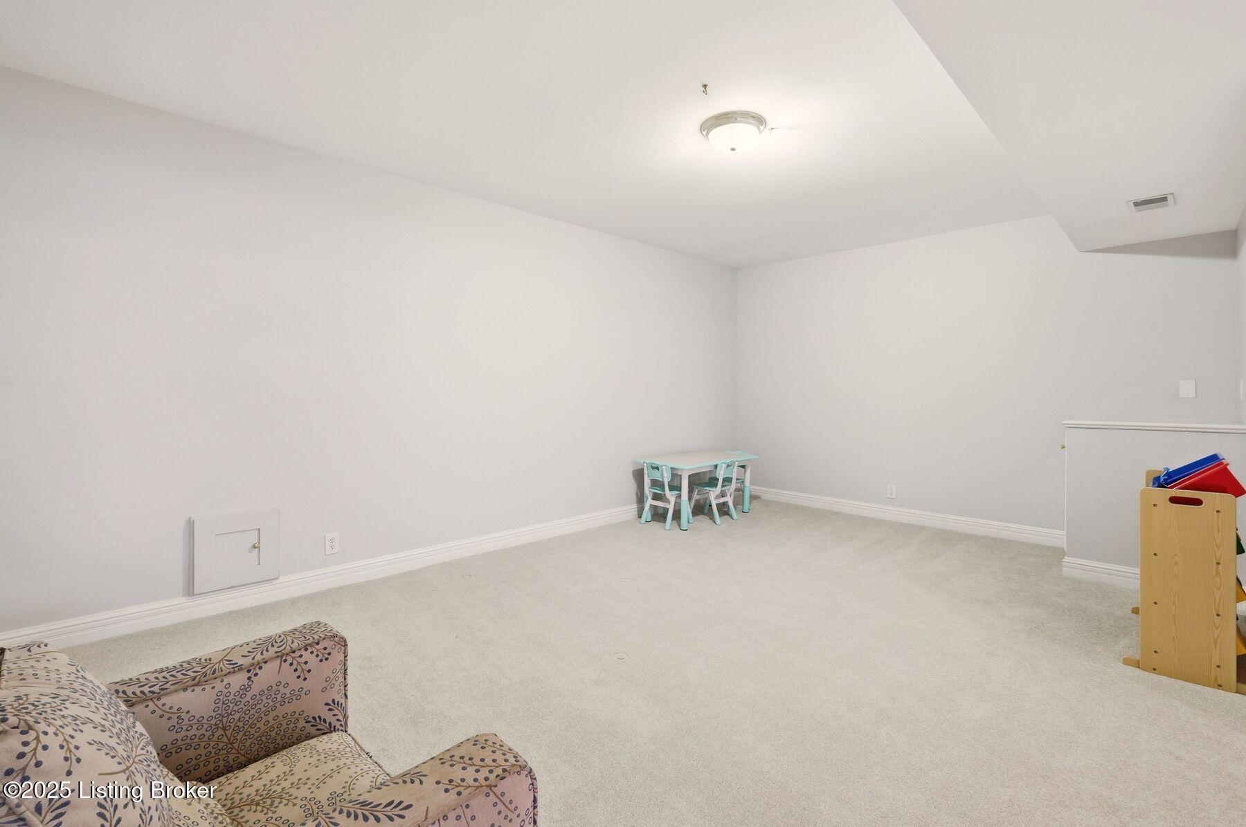 12808 Crestview Cove