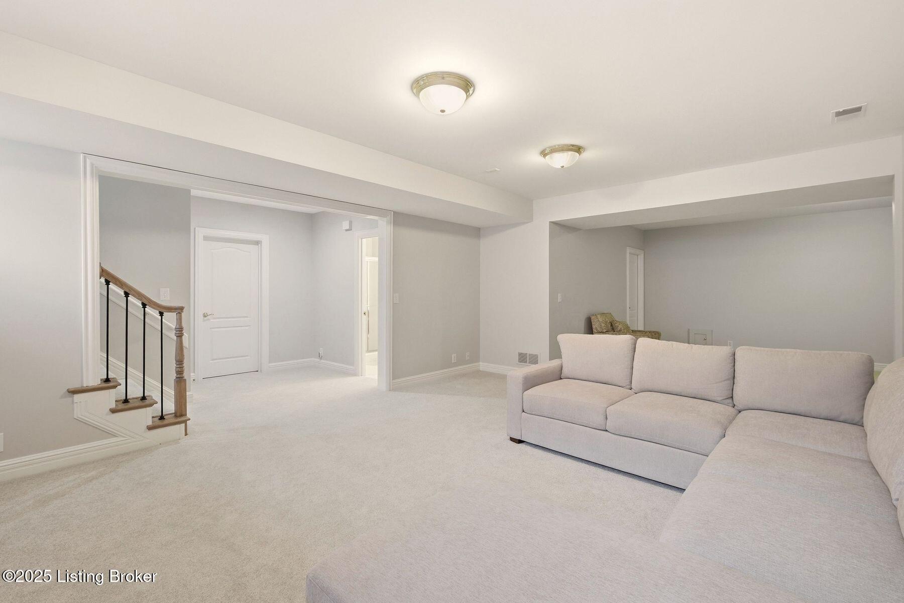 12808 Crestview Cove