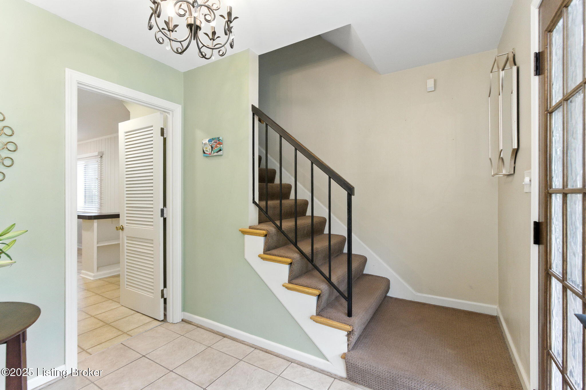 700 Greenridge Ln