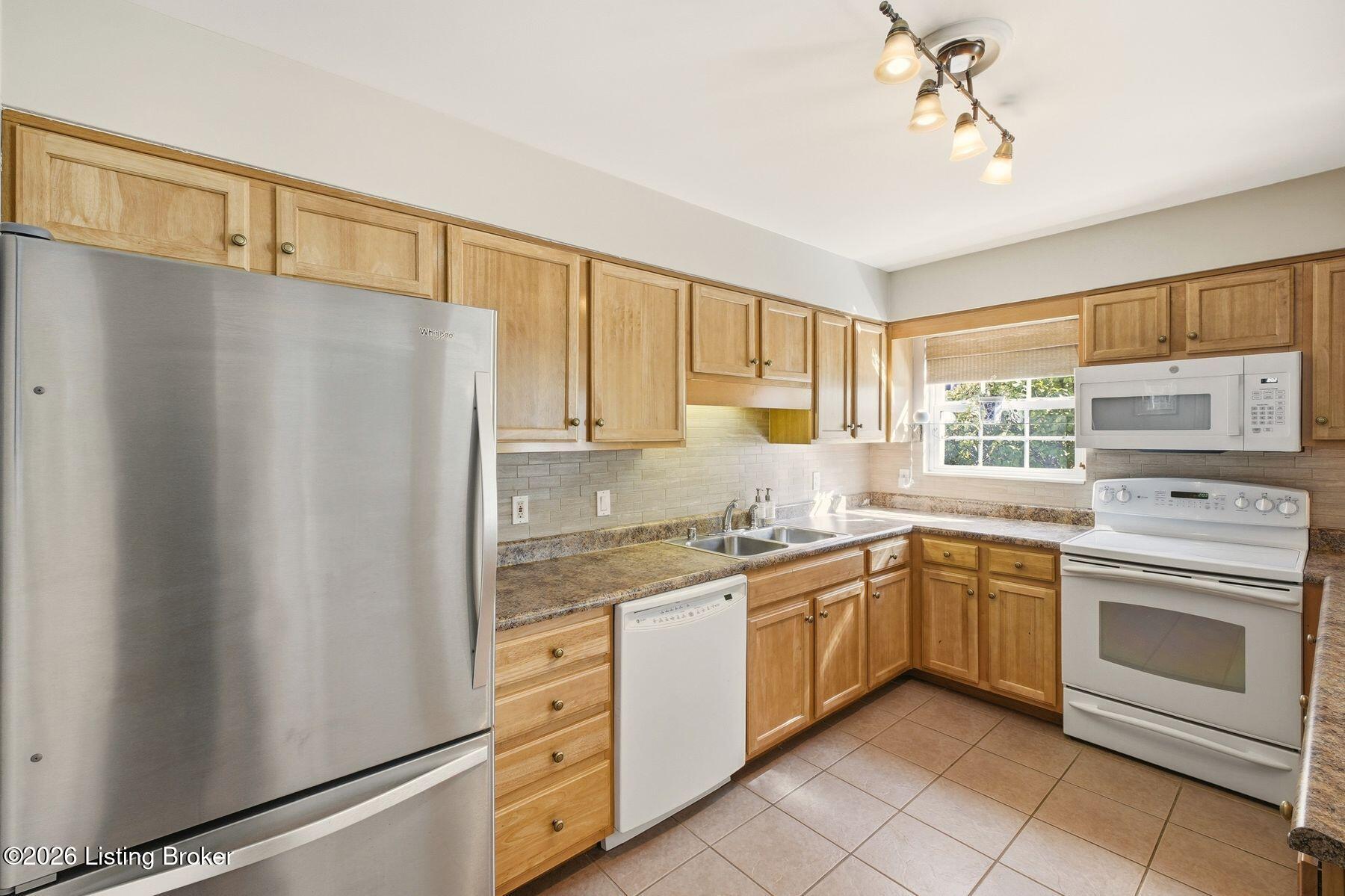 410 Mockingbird Valley Rd 21