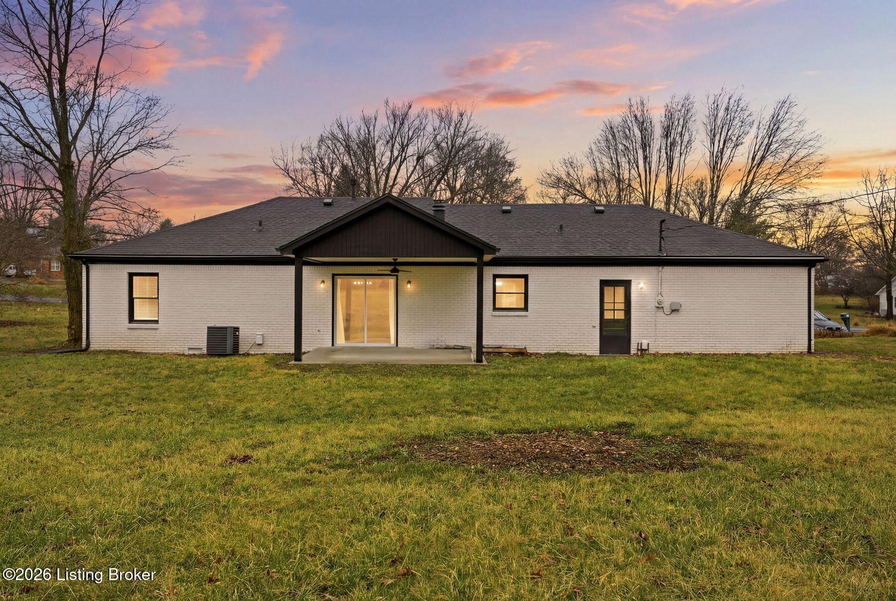 104 Gloria Dr