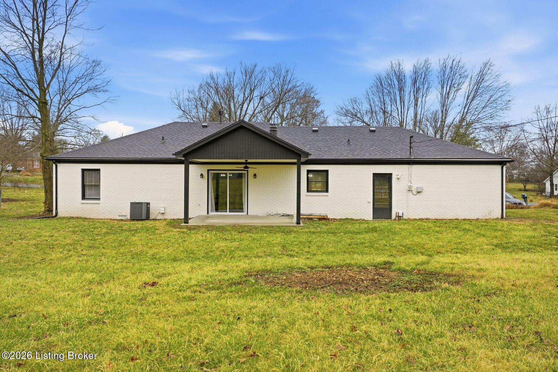 104 Gloria Dr