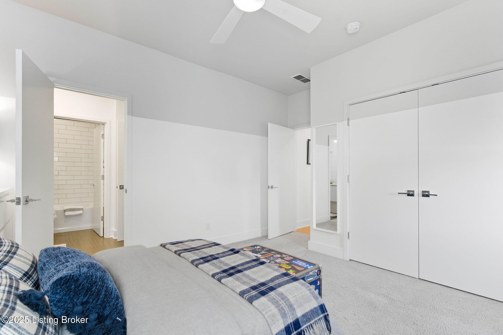 6106 Mistflower Cir
