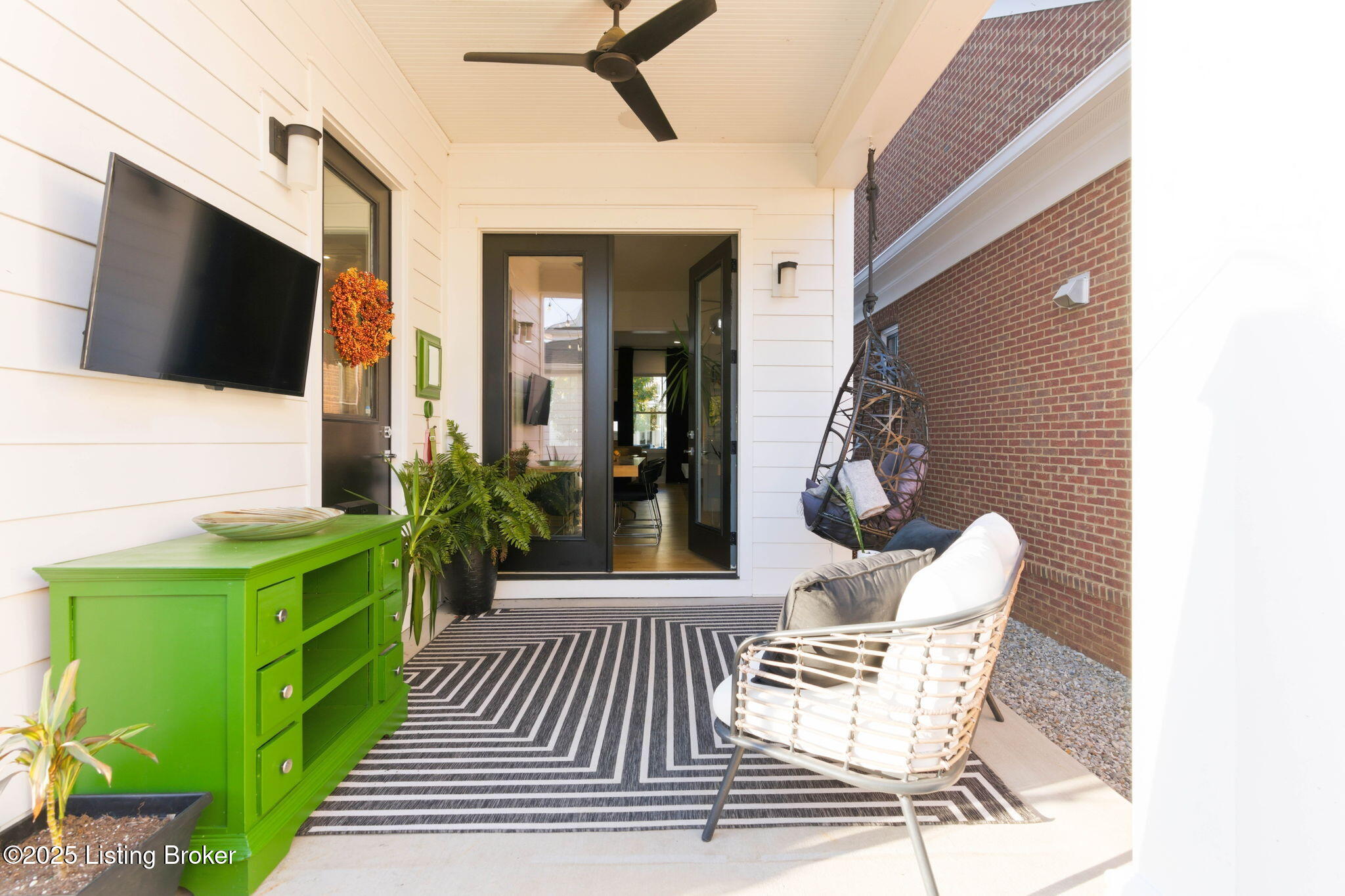 6106 Mistflower Cir